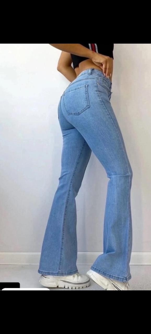 джинсы женские клеш,джинсы женские,брюки джинс,джинсы клеш светло голубые,клёш от колена джинсы