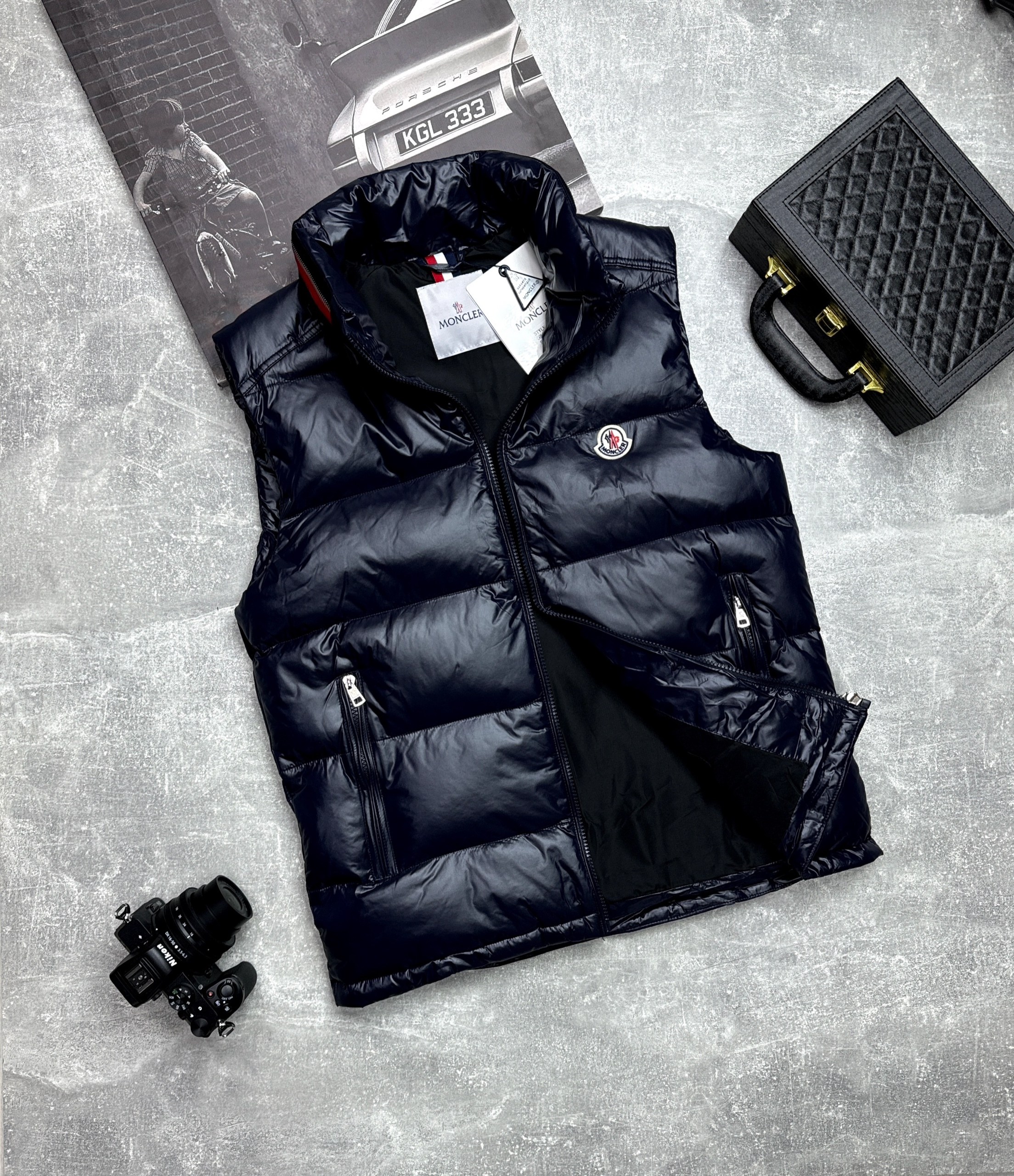 жилетка moncler мужская,жилетка moncler,жилет монклер мужской,жилет moncler,moncler мужской жилет