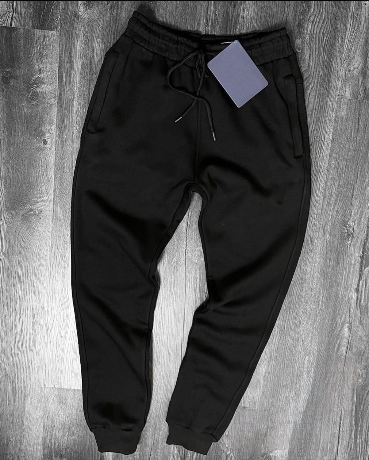 штаны спортивные мужские adidas,мужские спортивные брюки adidas,оригинальные мужские спортивные штаны adidas,брюки спортивные adidas,брюки мужские adidas