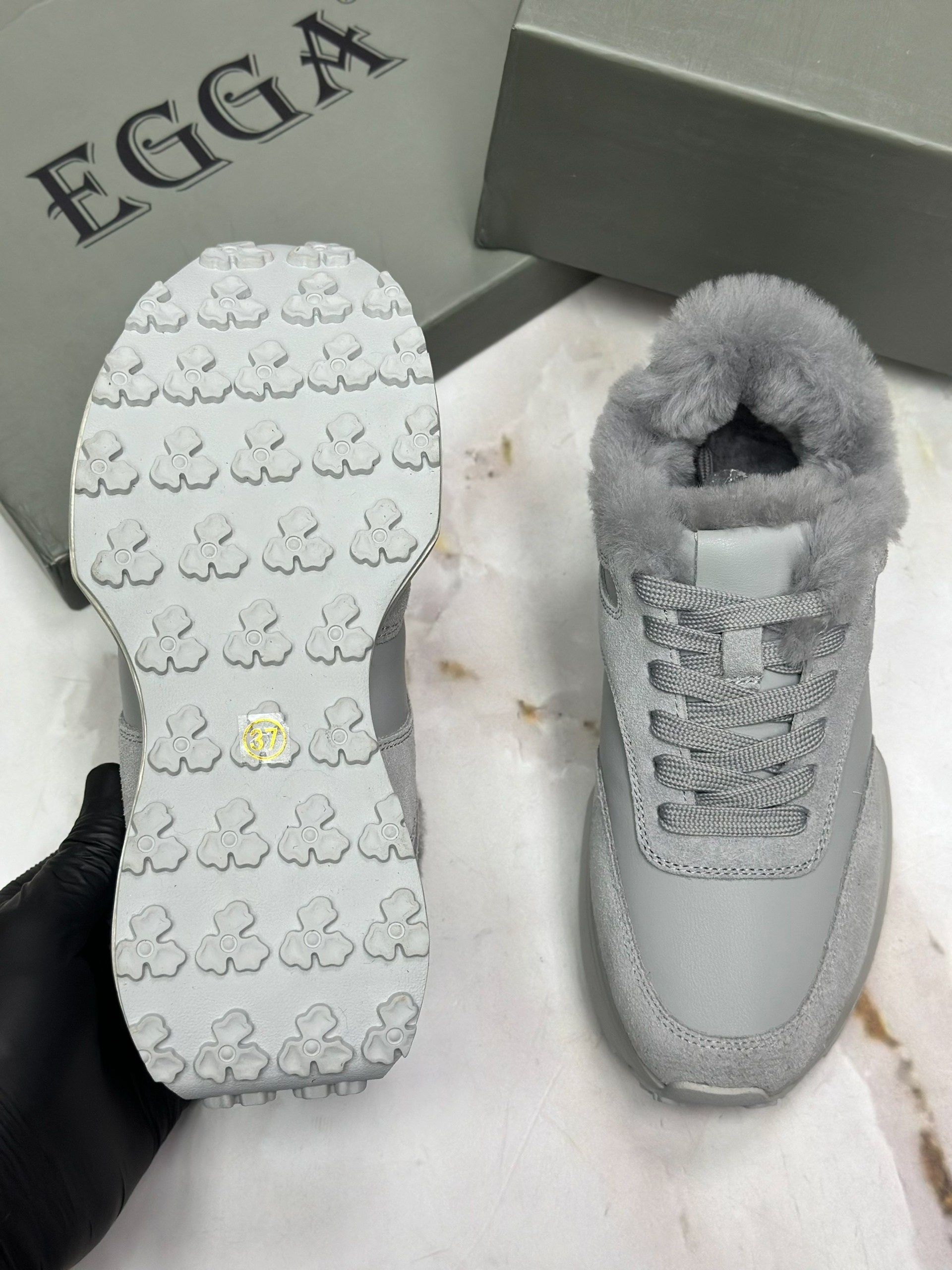 ,кроссовки женскиe,женские зимние кроссовки,зимние кроссовки,кроссовки для женщин