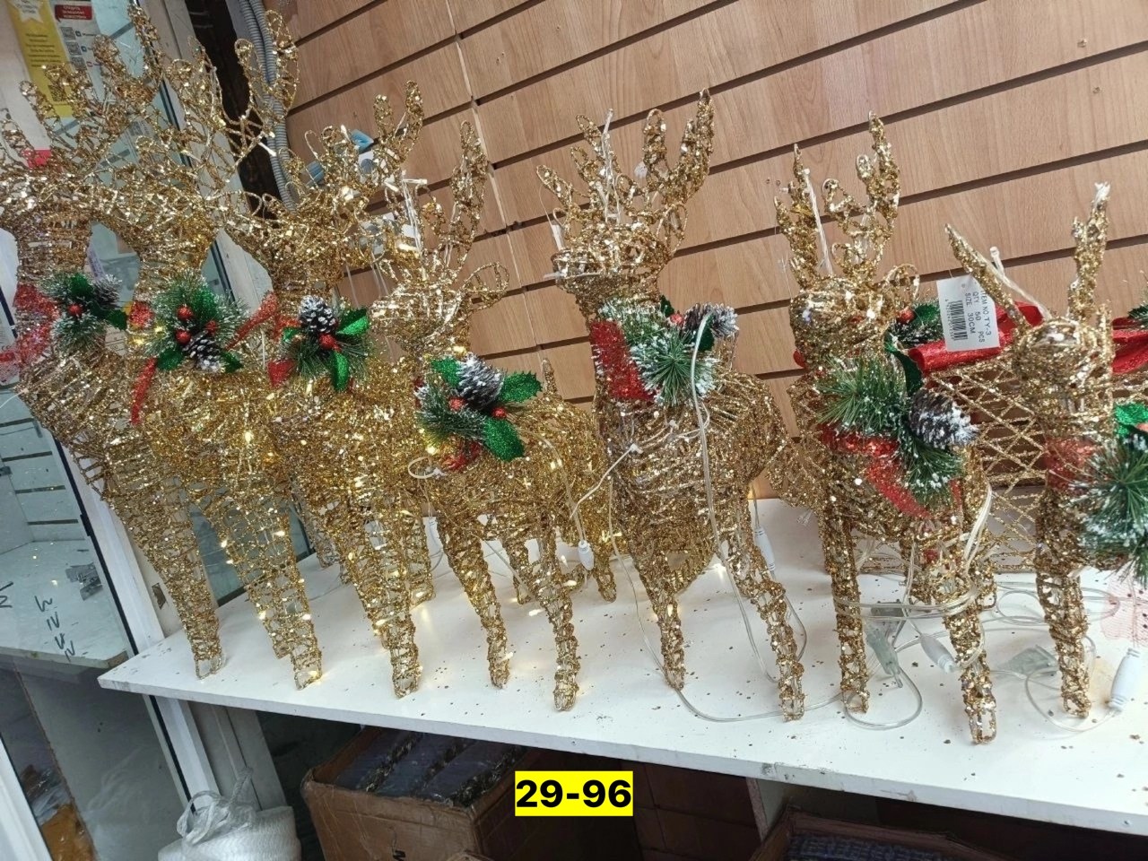 олень новогодний светодиодный,олени новогодние светящиеся,новогодний светящийся олень 40 см,олень светодиодный 60 см золотой,новогодний светящийся олень