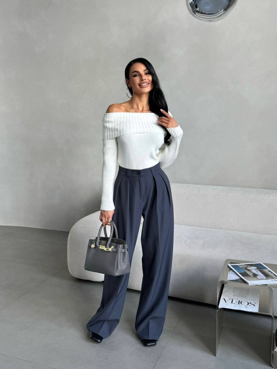 свитер с открытыми плечами,женский трикотажный свитер с открытыми плечами,женский свитер с открытыми плечами,трикотажный свитер,свитера вязаные