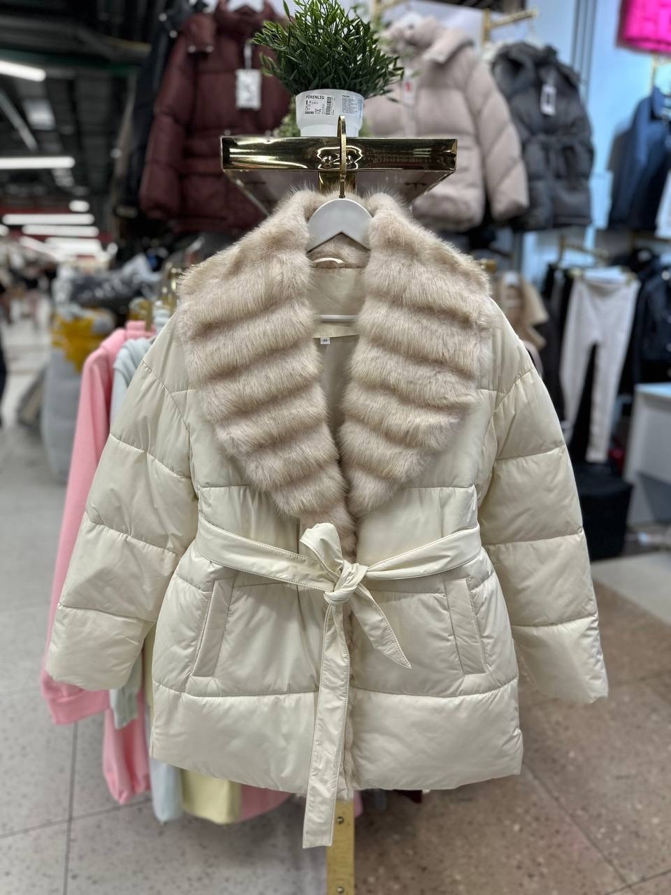 модные пуховики,женские пуховики,пуховик,модная зимняя куртка,зимняя куртка