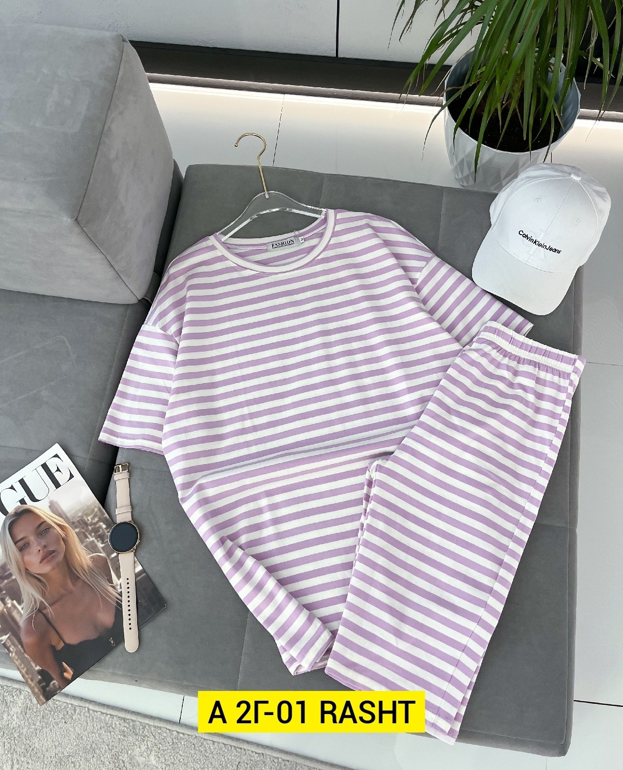 костюмы трикотажные,летние костюмы,женские летние костюмы,женские костюмы,костюм в полоску