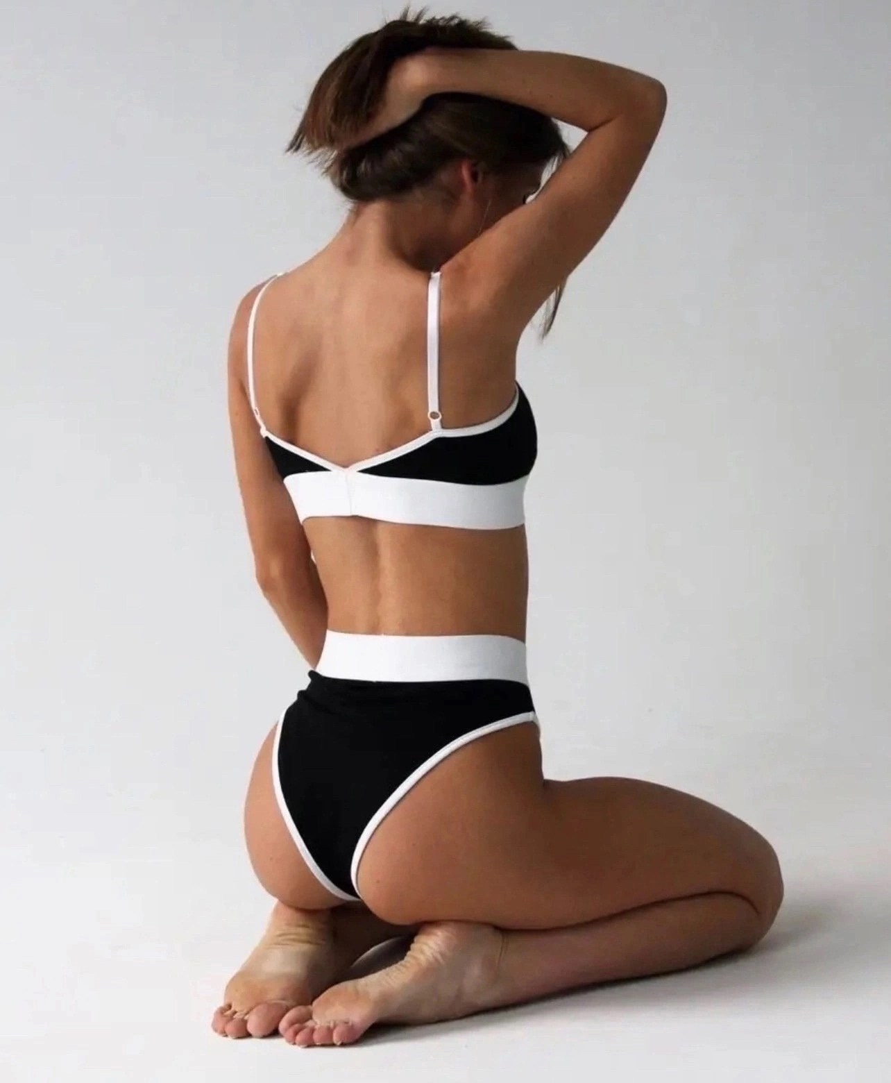 белье нижнее спортивное комплект,комплект белья женский,женский нижнее белье,нижнего белья комплект,комплекты нижнее белье женский