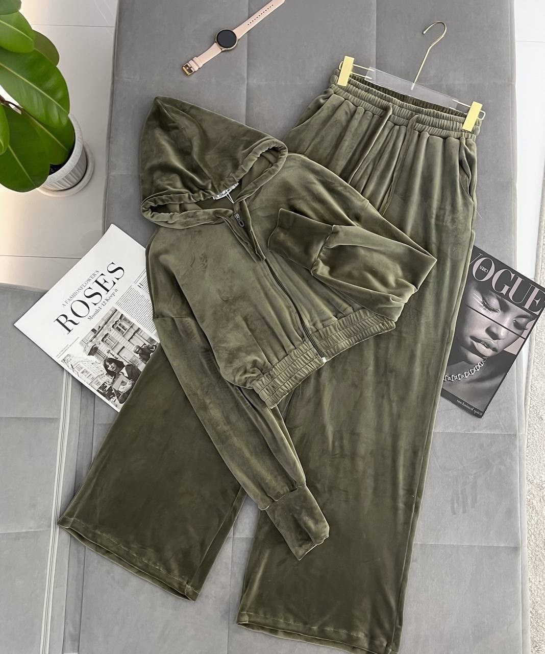 cпортивный костюм велюровый,костюм велюровый женский,костюм велюровый,велюровый спортивный костюм женски,спортивные костюмы