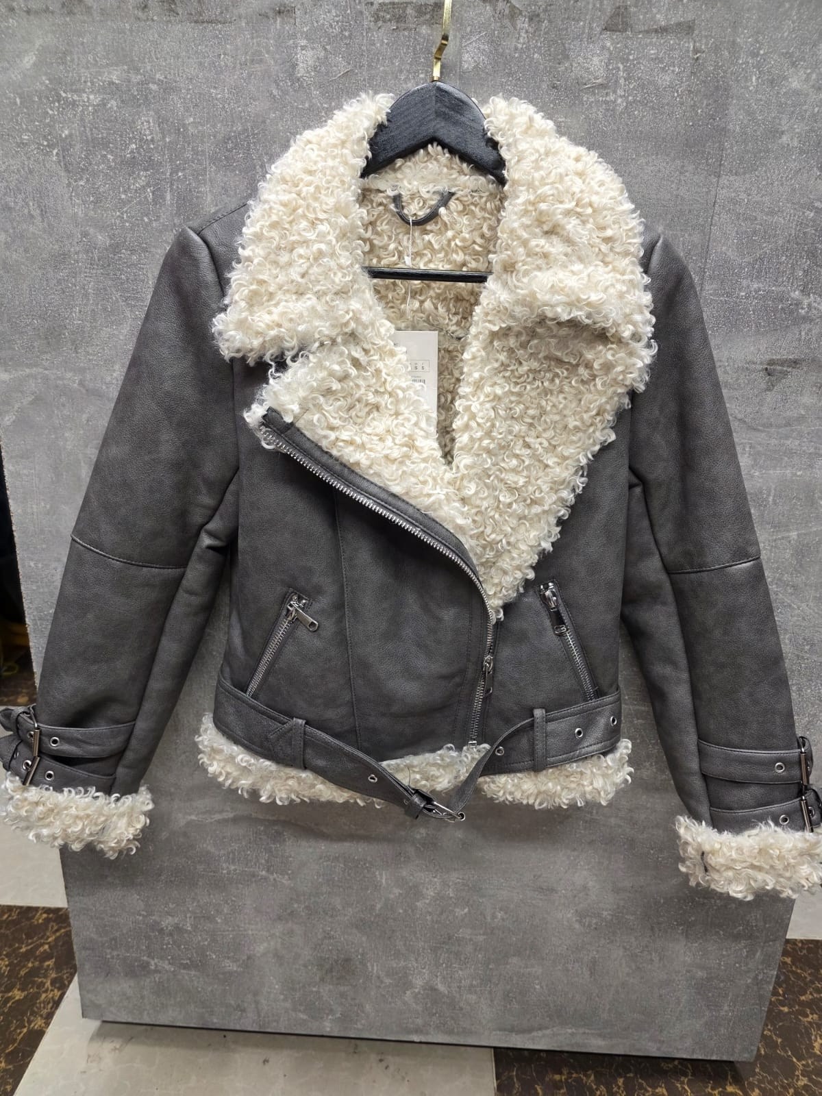 дубленка женская авиатор,дубленка женская,дубленка авиатор зимняя короткая,дубленка авиатор бершка,дубленка авиатор