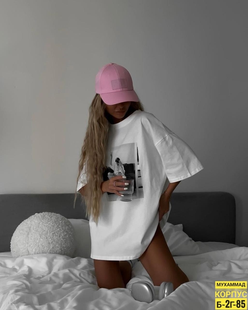 футболка свободного кроя,белая оверсайз футболка,футболка оверсайз с,спортивные штаны с футболкой оверсайз,футболка женская оверсайз