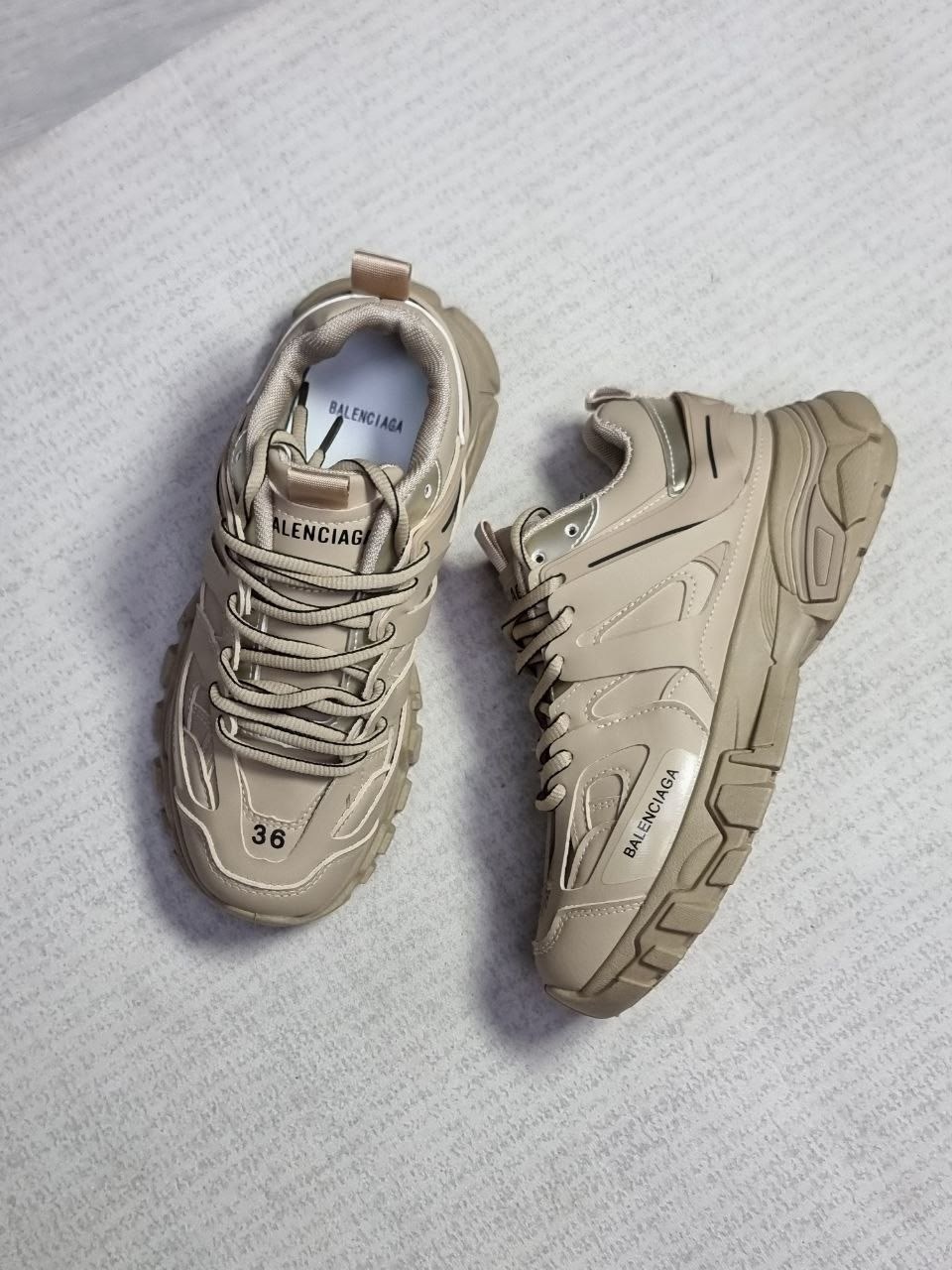 кроссовки женские balenciaga,баленсиага кроссовки трек розовые,женские кроссовки,розовые кроссовки,кроссовки баленсиага розовые