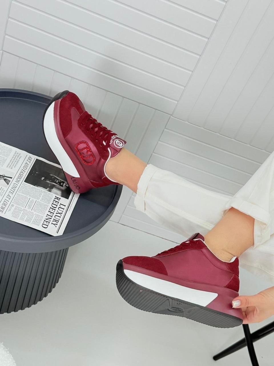 женские кроссовки,бордовые кроссовки,кроссовки марсала,,кроссовки для женщин