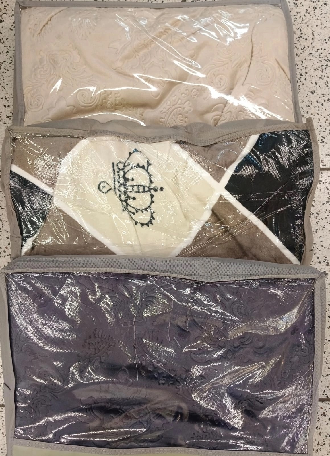 плед,плед велсофт,бежевый плед,плед с рукавами,плед 200 х 220 см