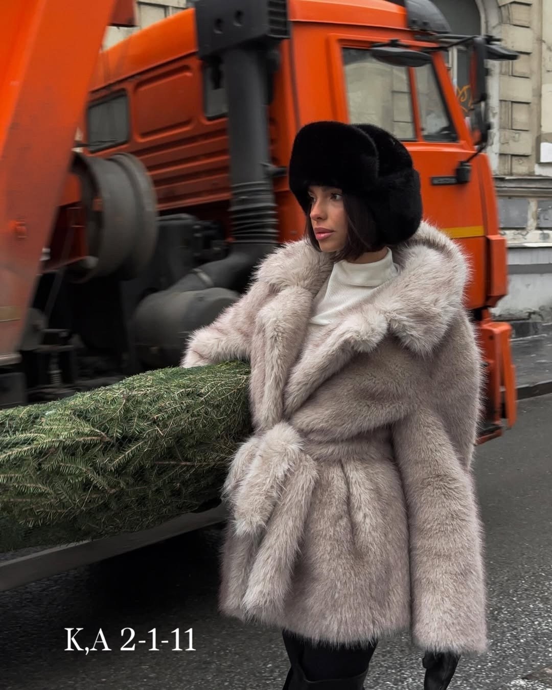 шуба зимняя,шуба модная,шубка,шуба из меха,пальто с мехом