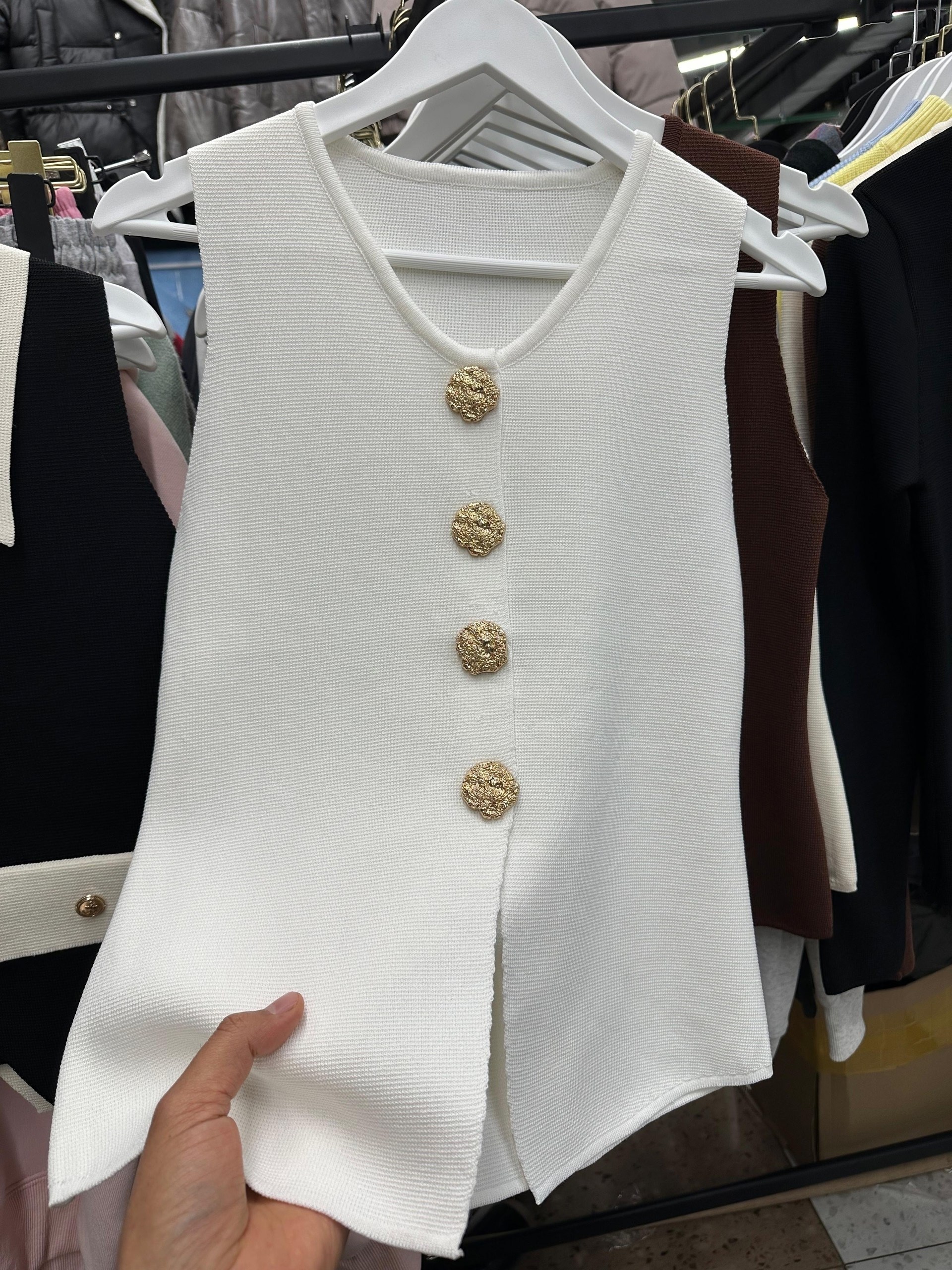 трикотажный жилет,женские жилеты,жилет женский трикотажный,женская жилетка,жилет