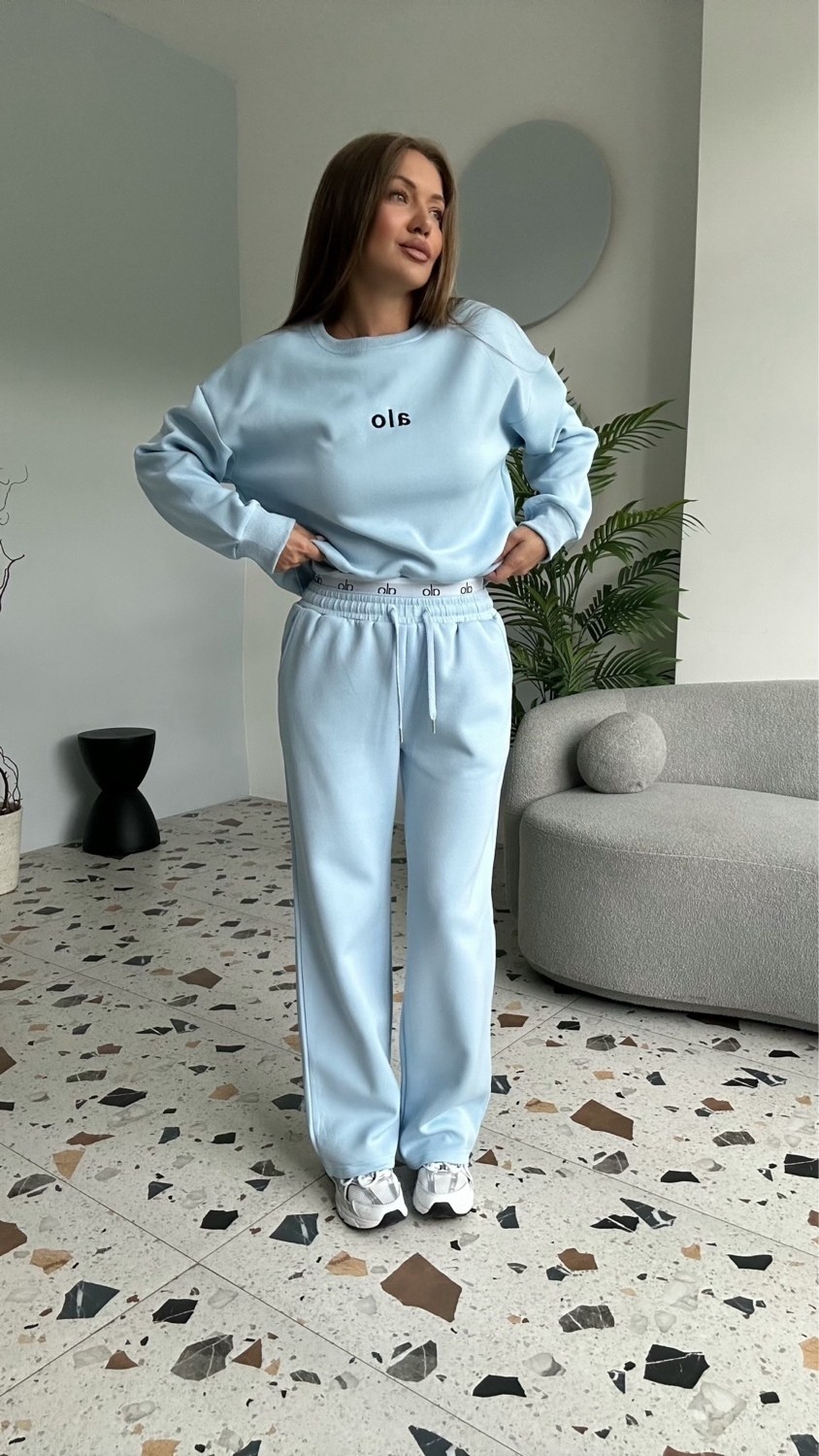 костюмы комплекты,костюмчик,костюмы трикотажные,костюмы спортивные женские,спортивные костюм