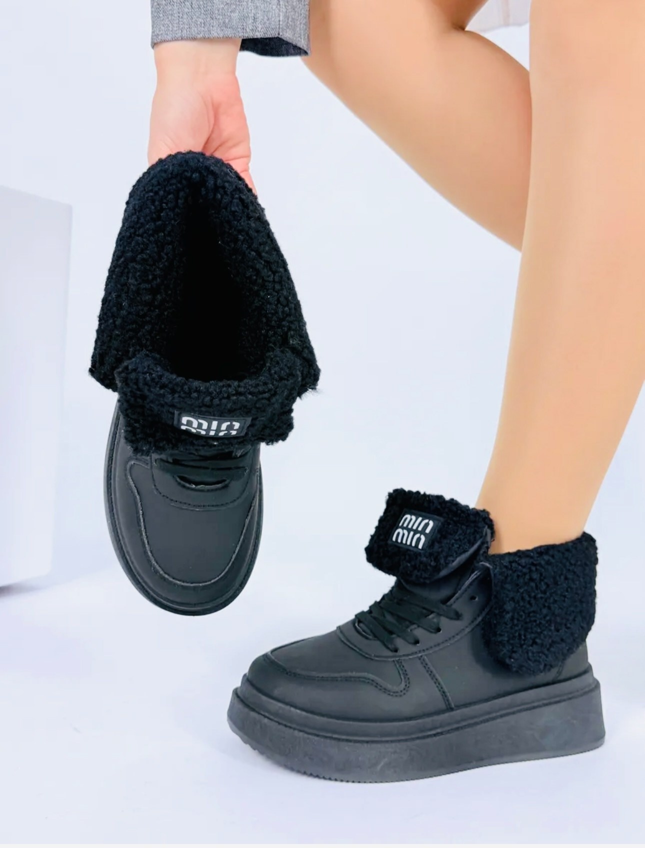 ,женские зимние кроссовки,черные кроссовки,кроссовки женские зимние черные,кроссовки зимнее