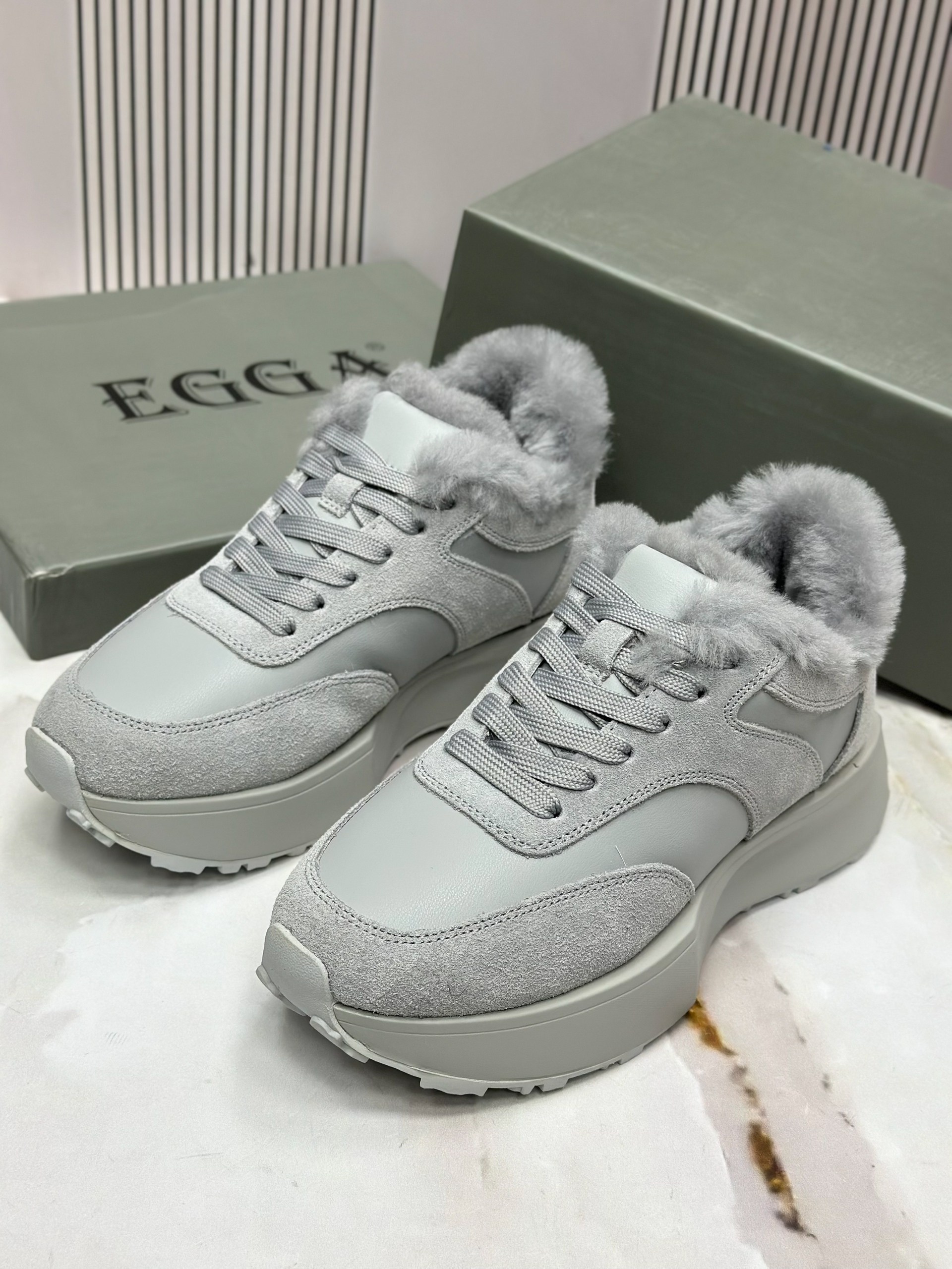 ,кроссовки женскиe,женские зимние кроссовки,зимние кроссовки,кроссовки для женщин