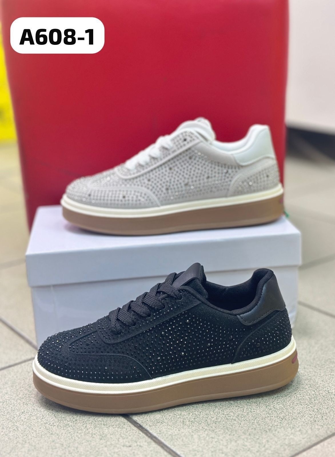 ,кроссовки женскиe,кроссовки со стразами,кроссовки женские со стразами,женские кеды