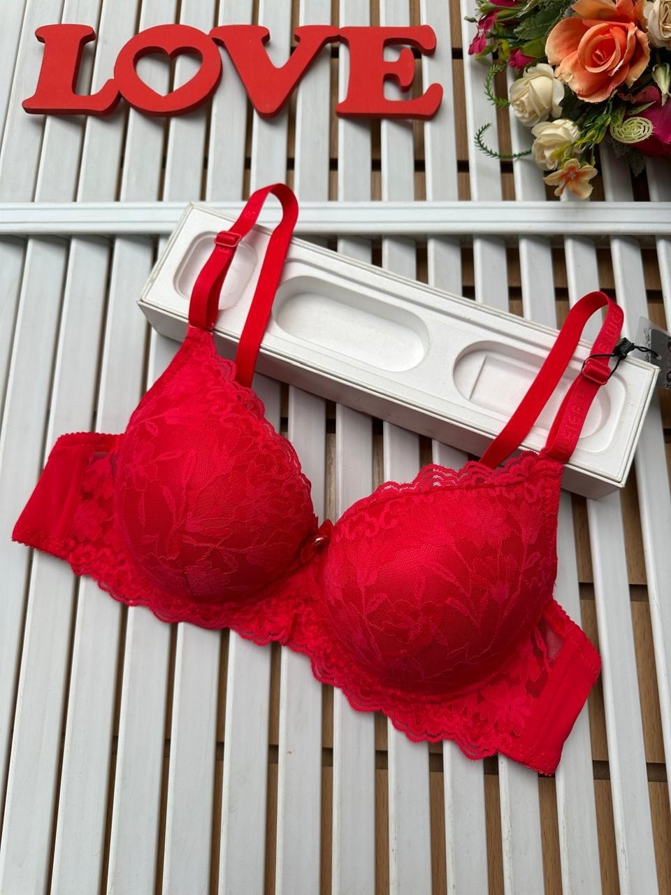 женский нижнее белье,бюстгальтер пуш ап,женский бюстгальтер,бюстгальтер женское нижнее белье,нижнее белье бюстгальтер