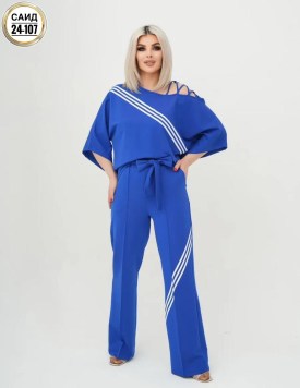 Костюм