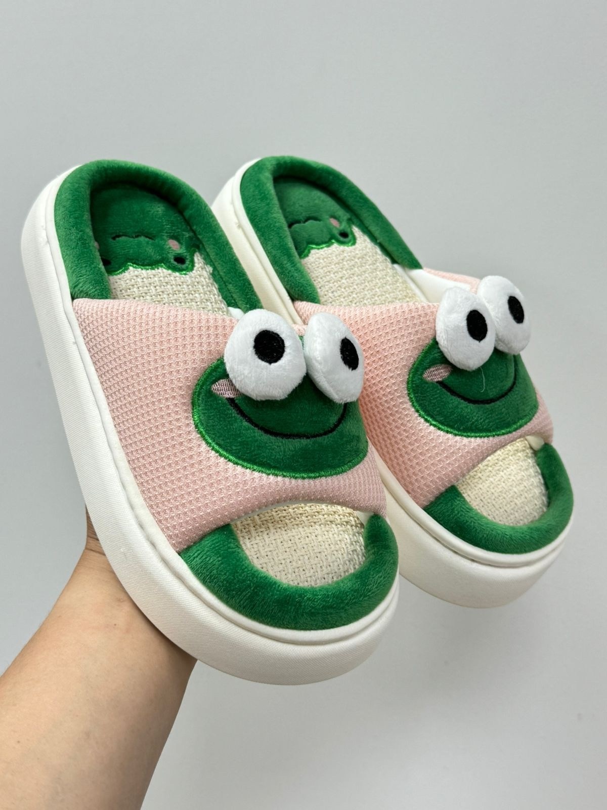 ,тапочки домашние,милые тапочки,тапки лягушки,летние тапочки