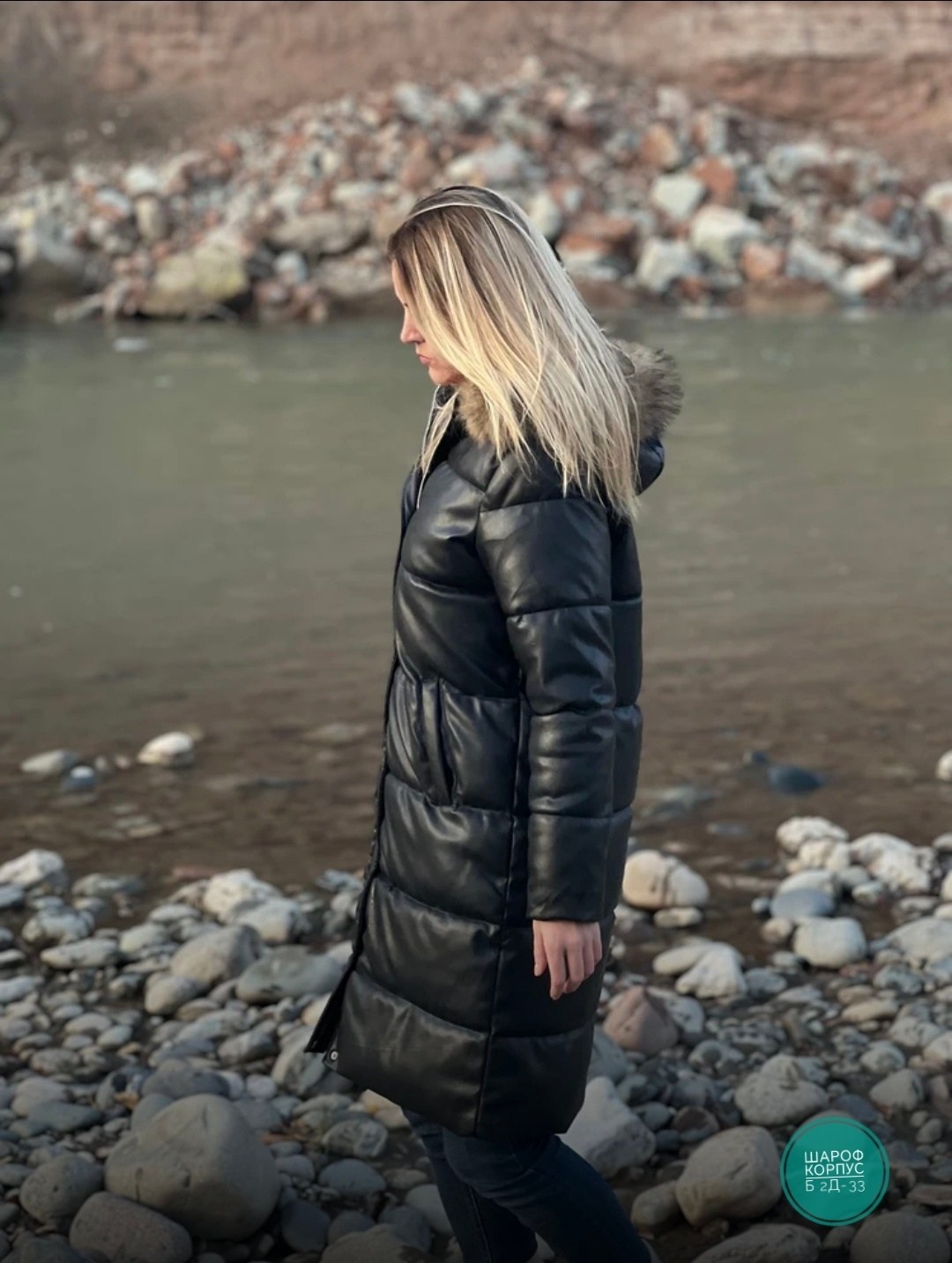 зимние женские куртки из искусственной кожи,кожаный пуховик,пуховик,удлиненная куртка,пуховик зимний кожаный