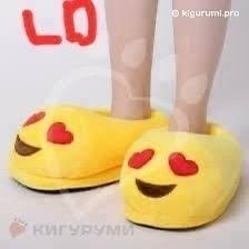тапочки эмоджи,домашние тапочки,тапки смайлики,плюшевые тапочки,тапочки милые