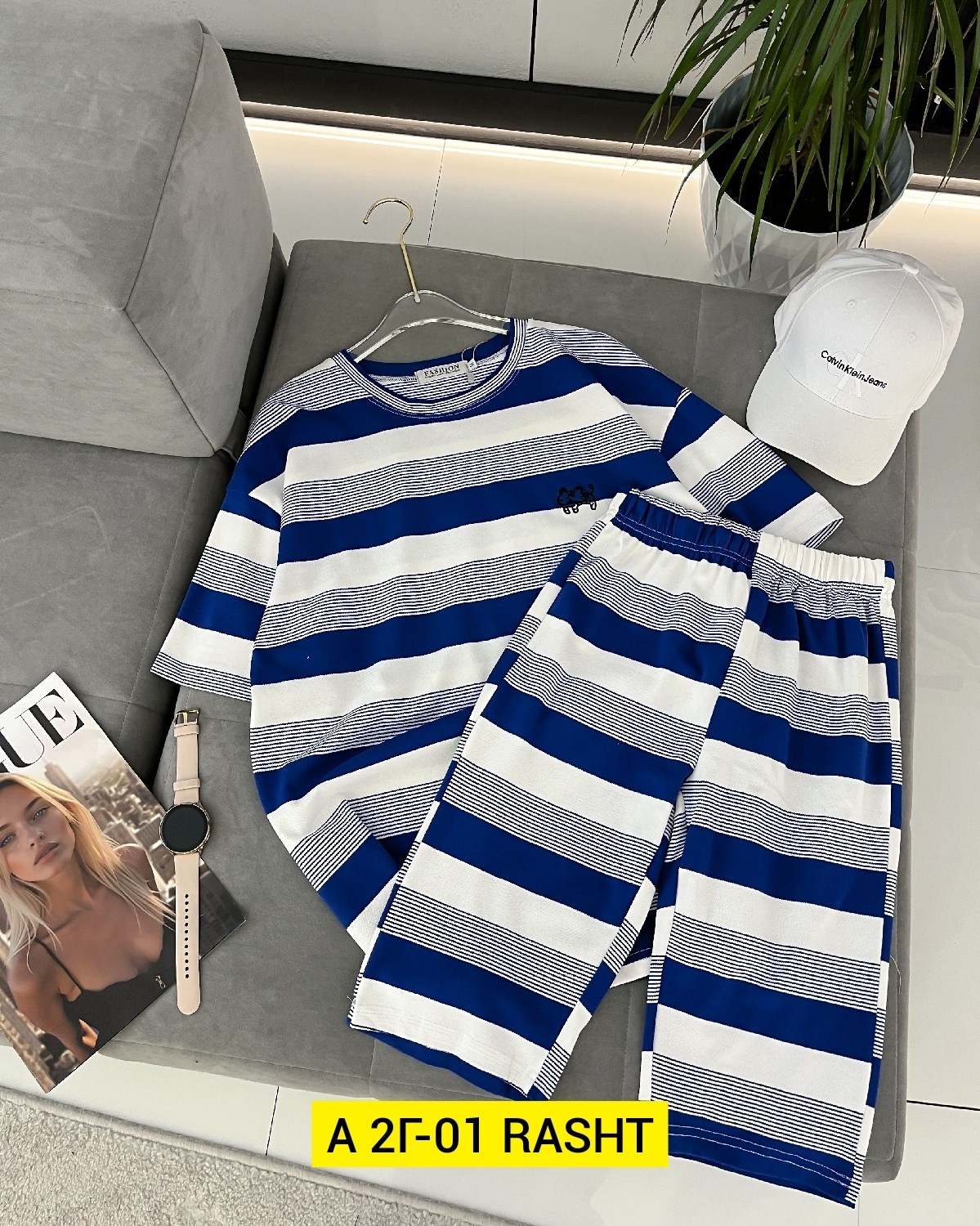 костюмы трикотажные,летние костюмы,женские летние костюмы,женские костюмы,костюм в полоску