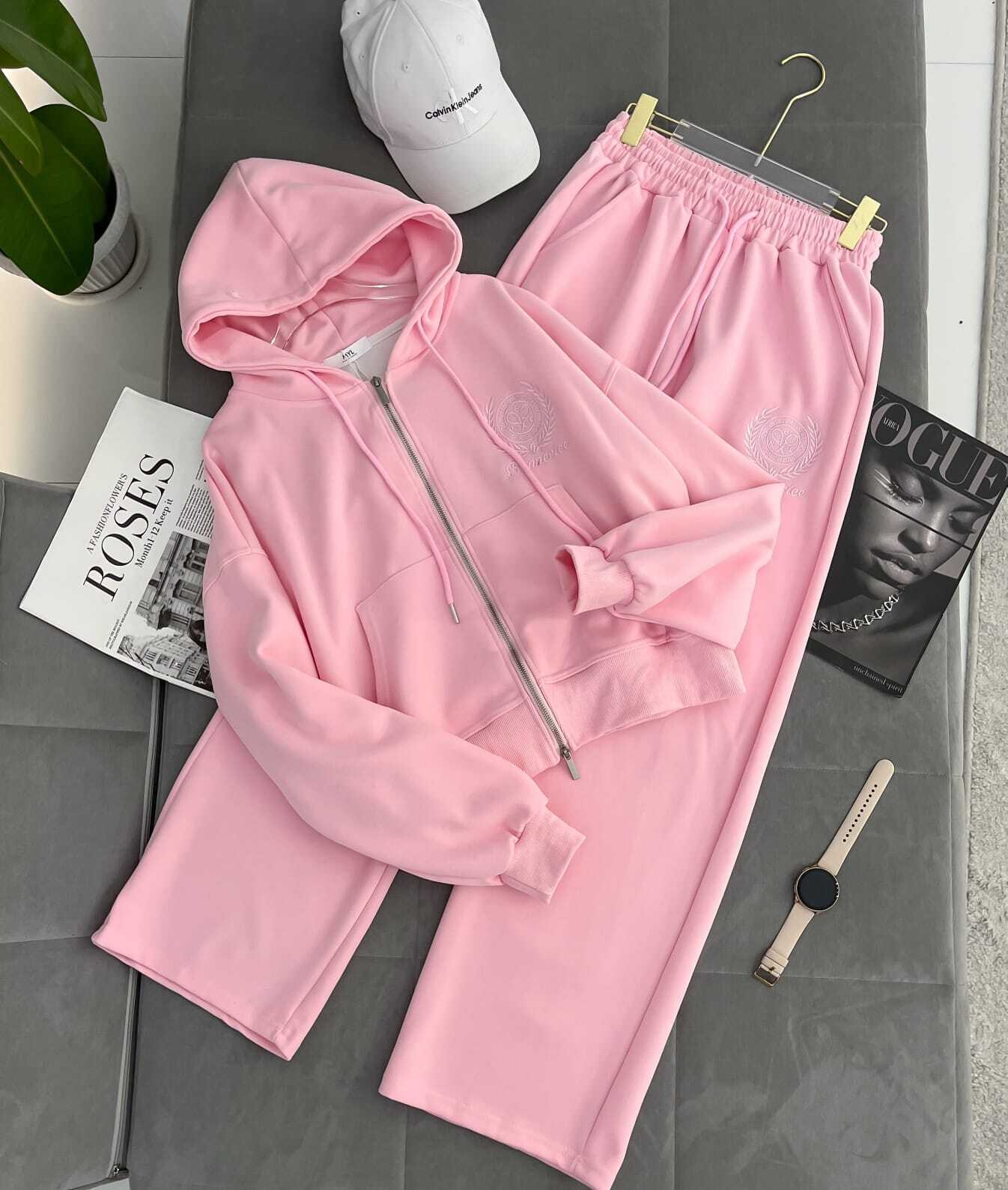 стильные костюмы,спортивные костюмы,спортивные костюмы женские,костюмы двойки,костюмчик