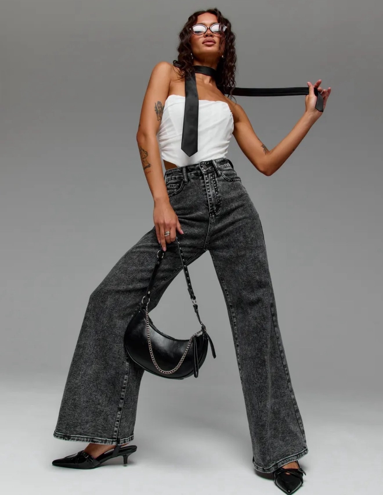 женские джинсы,широкие джинсы,джинсы женские широкие,модные джинсы,джинсы стильные