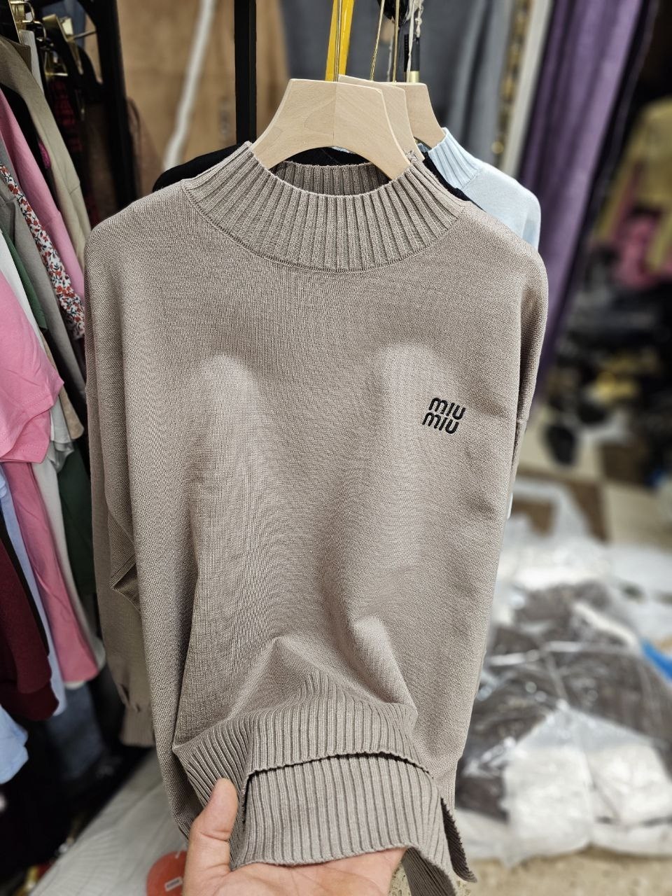 свитер,модный свитер,свитера женские,кофта теплая,вязаные свитера