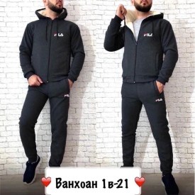 Костюм
