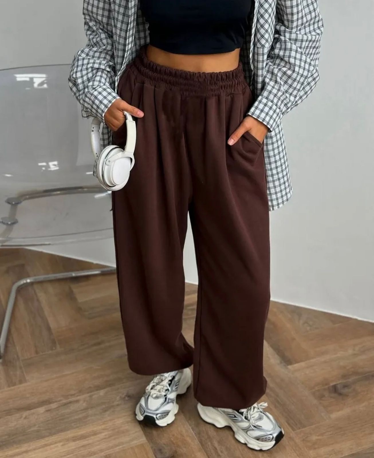 серые широкие спортивные штаны,широкие штаны,спортивные штаны,широкие спортивные штаны,спортивные брюки в корейском стиле