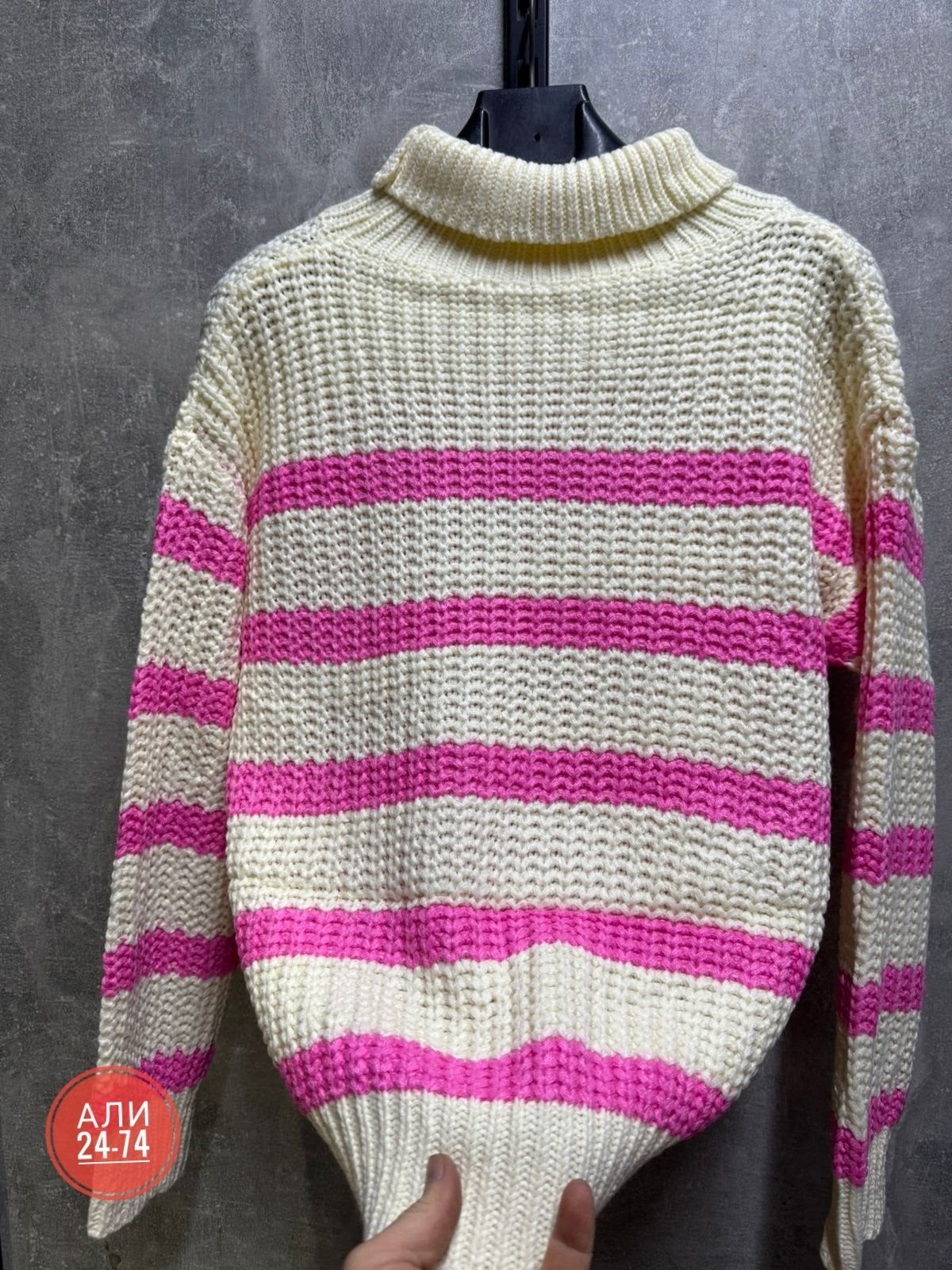 вязаные свитера женские,свитер кофта,кофта свитер женский,свитера вязаные,женские свитера