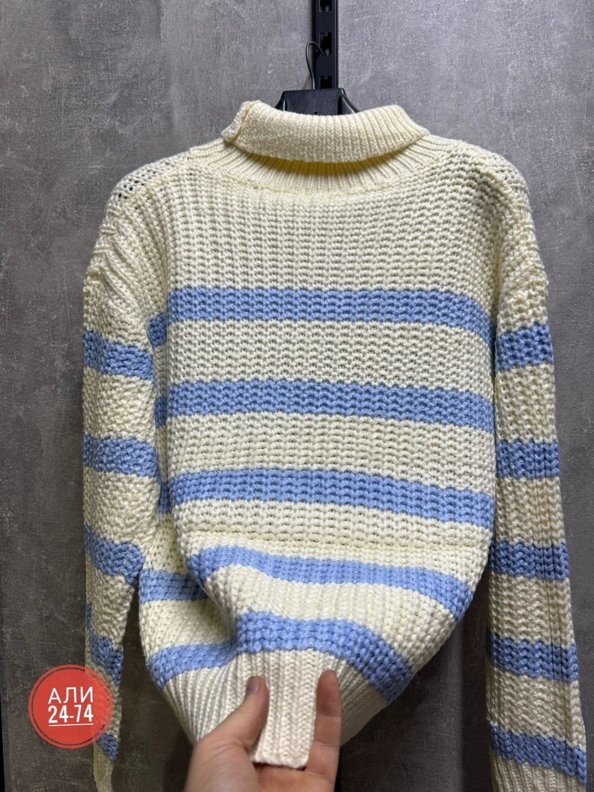 вязаные свитера женские,свитер кофта,кофта свитер женский,свитера вязаные,женские свитера