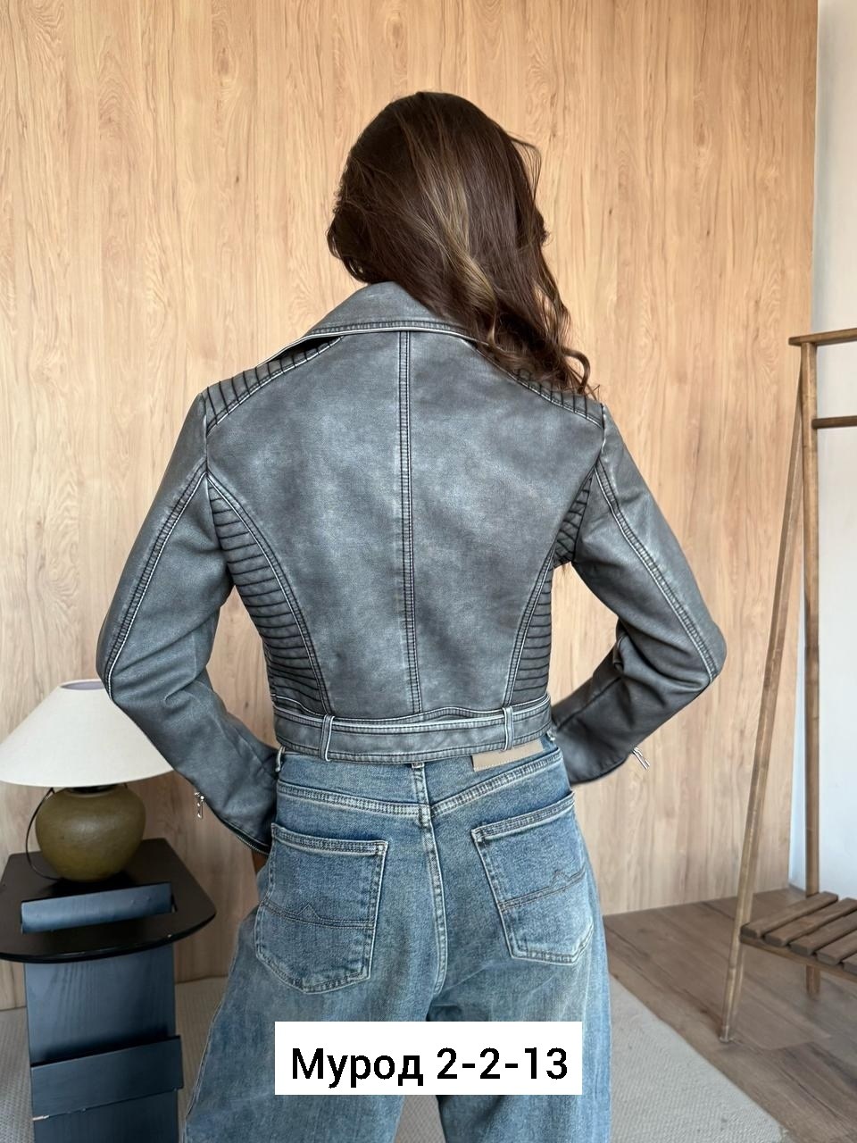 куртка косуха из экокожи,женская куртка из экокожи,куртка кожаная,женская косуха,женские джинсы