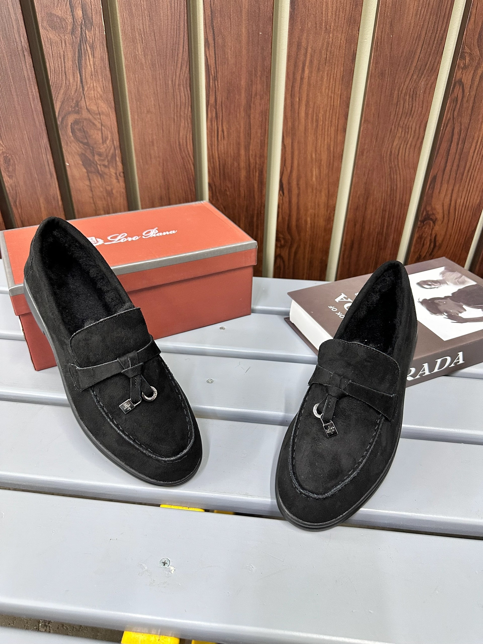 ,лоферы loro piana женские,лоферы женские замшевые,лоферы замш,женские лоферы