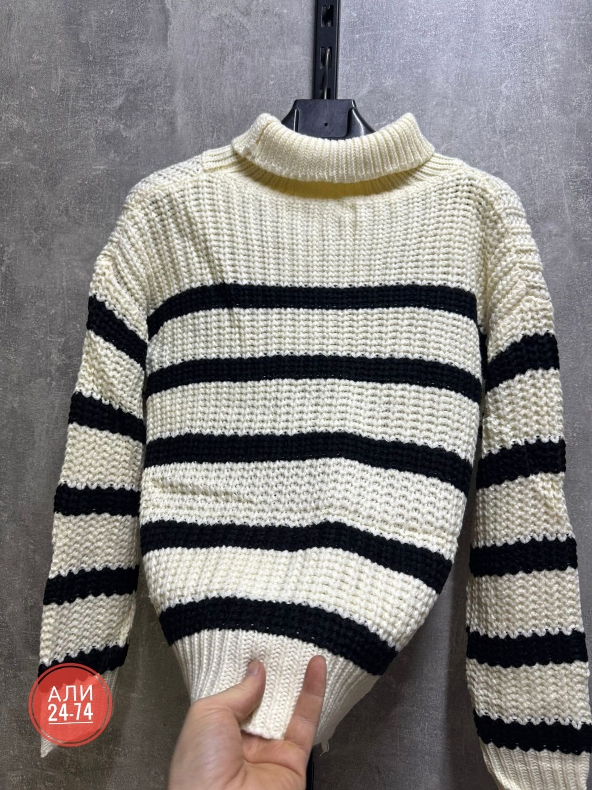 вязаные свитера женские,свитер кофта,кофта свитер женский,свитера вязаные,женские свитера