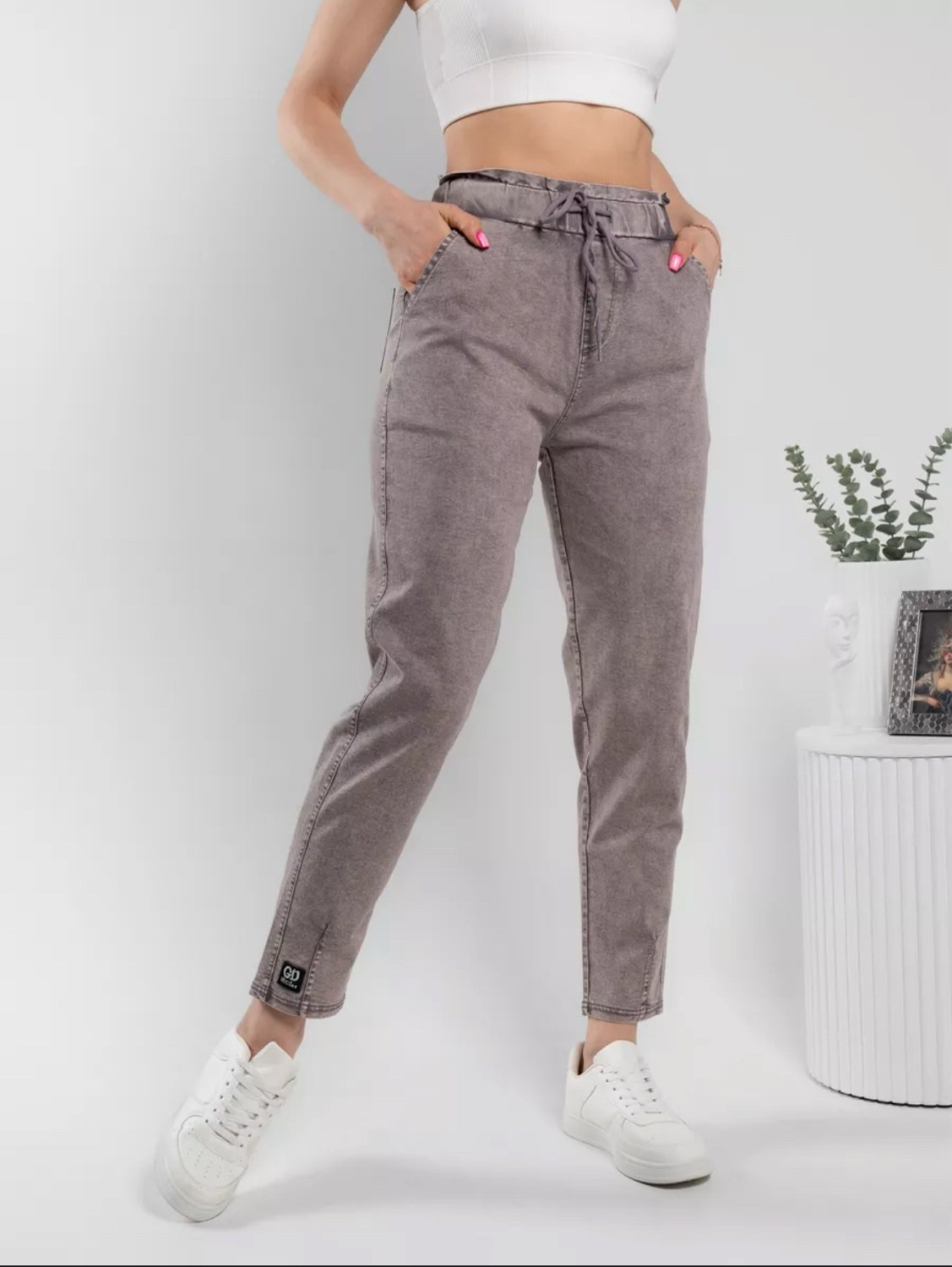 женские джинсы,джинсы женские мом бананы,джинсы женские с высокий посадкой,мом джинсы женские серые на резинке,джинсы женские серые