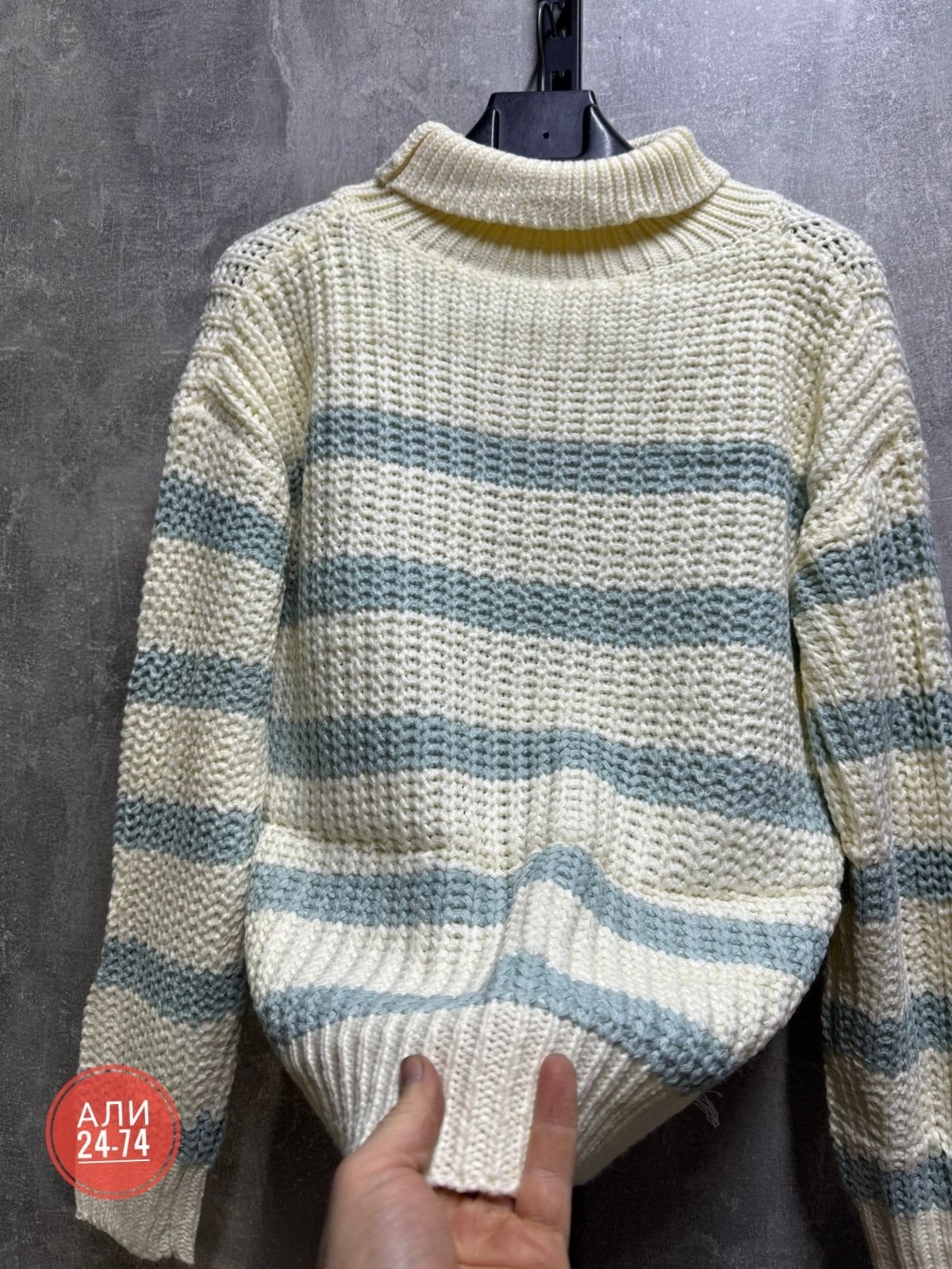 вязаные свитера женские,свитер кофта,кофта свитер женский,свитера вязаные,женские свитера