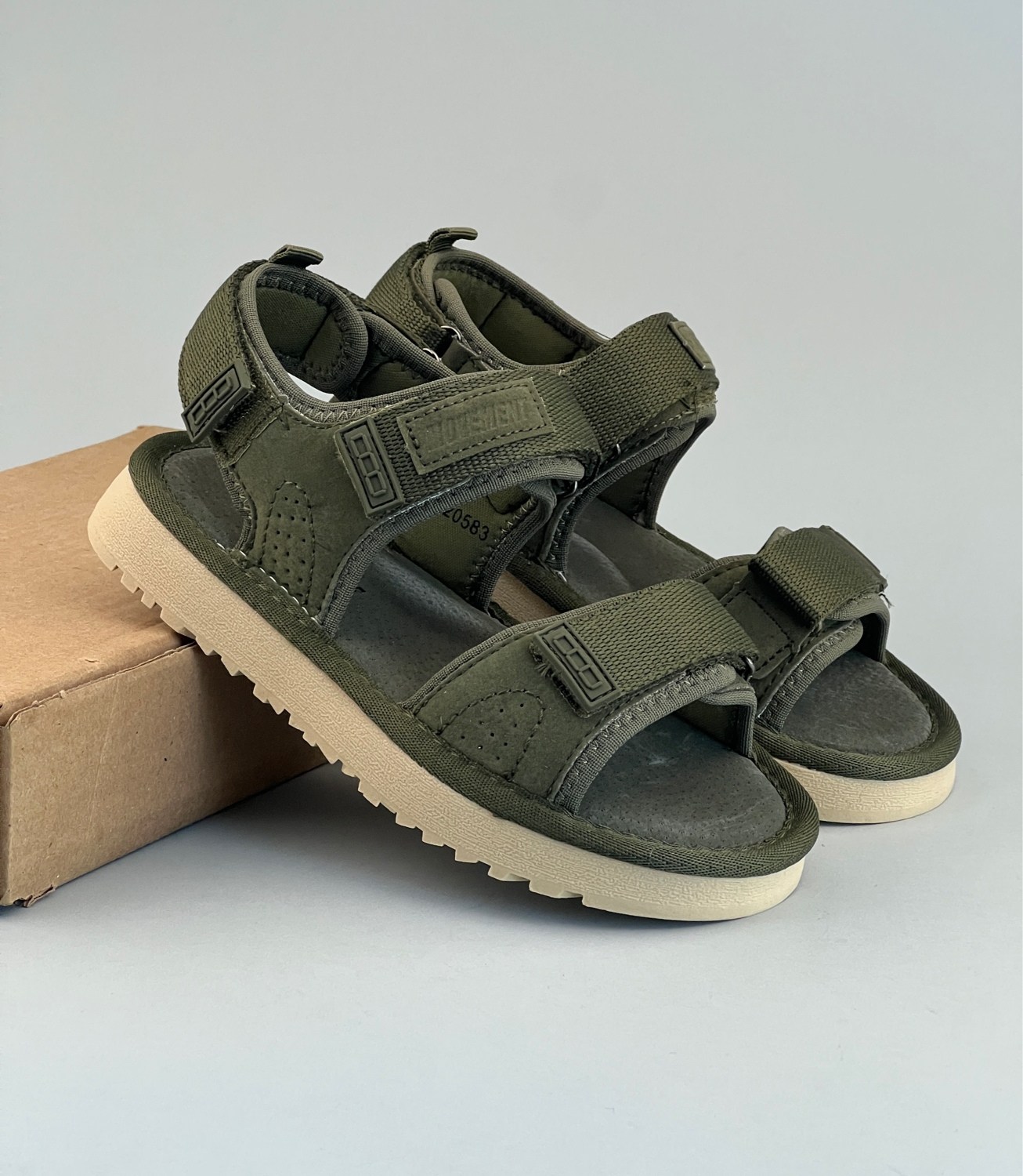 сандалии,,сандалии мужские,сандалии спортивные,женские сандалии