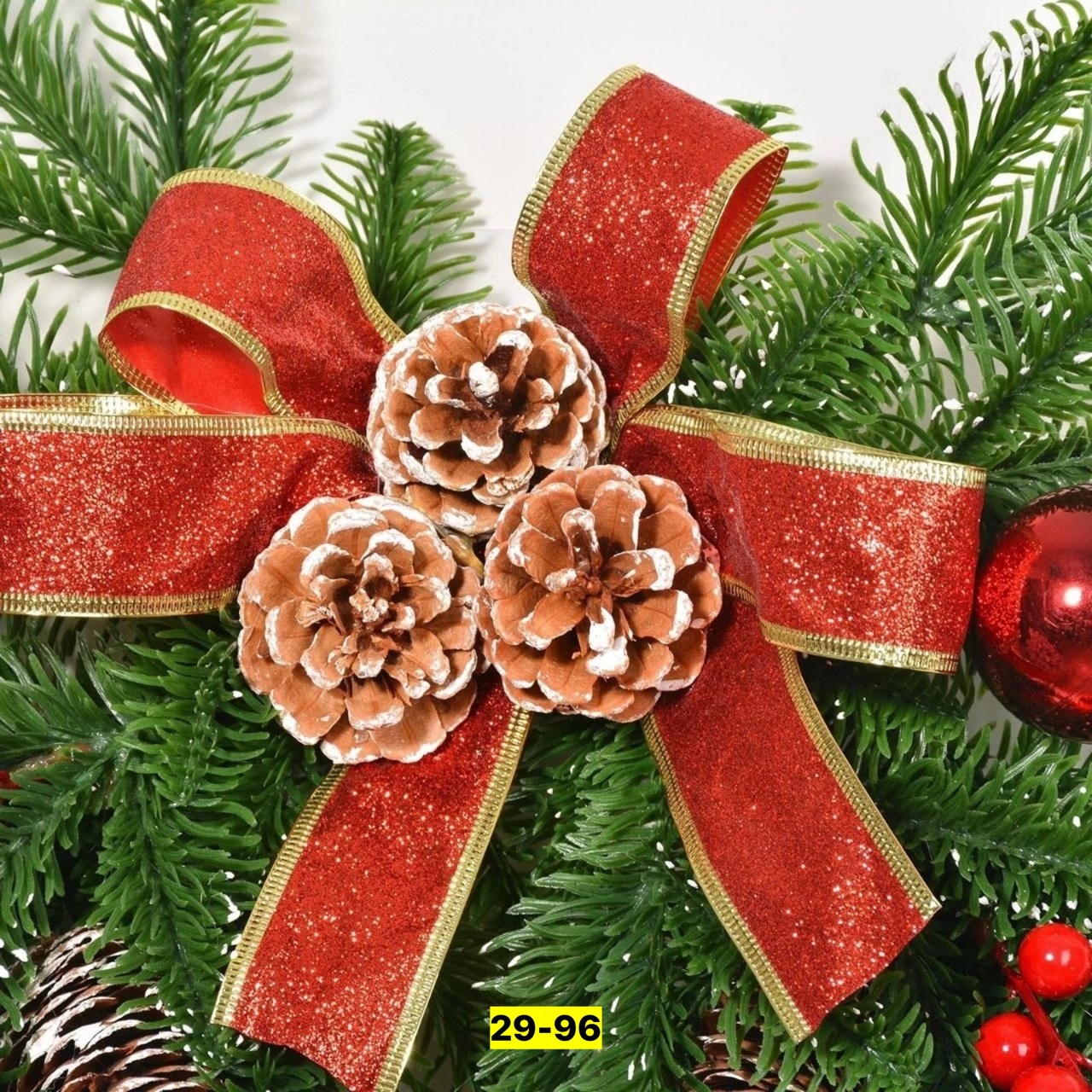 хвойная гирлянда,новогодние венки,новогодние декор,венок новогодний литой,украшение новогоднее