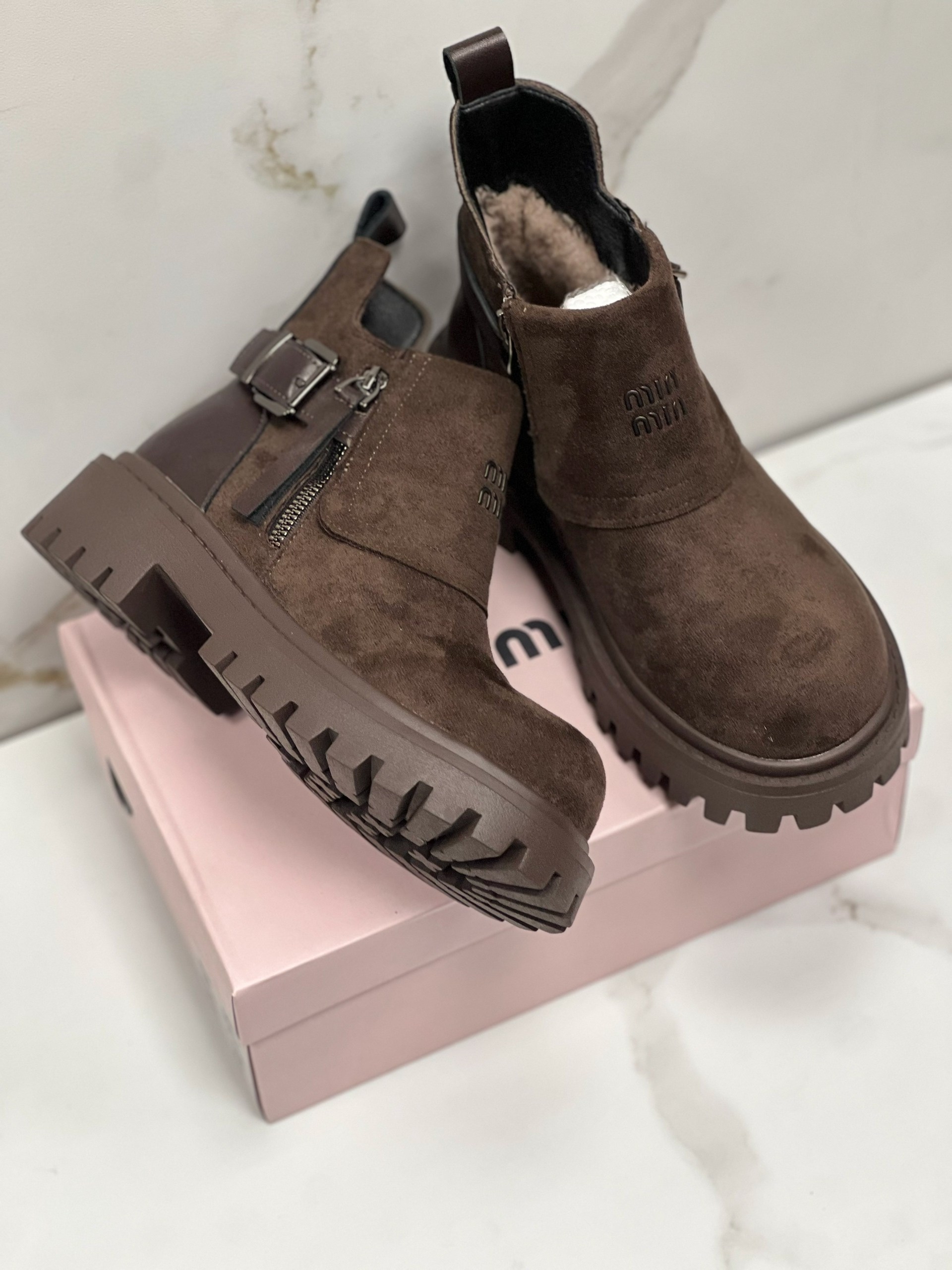 ,ботинки miu miu, женская,женские ботинки,обуви