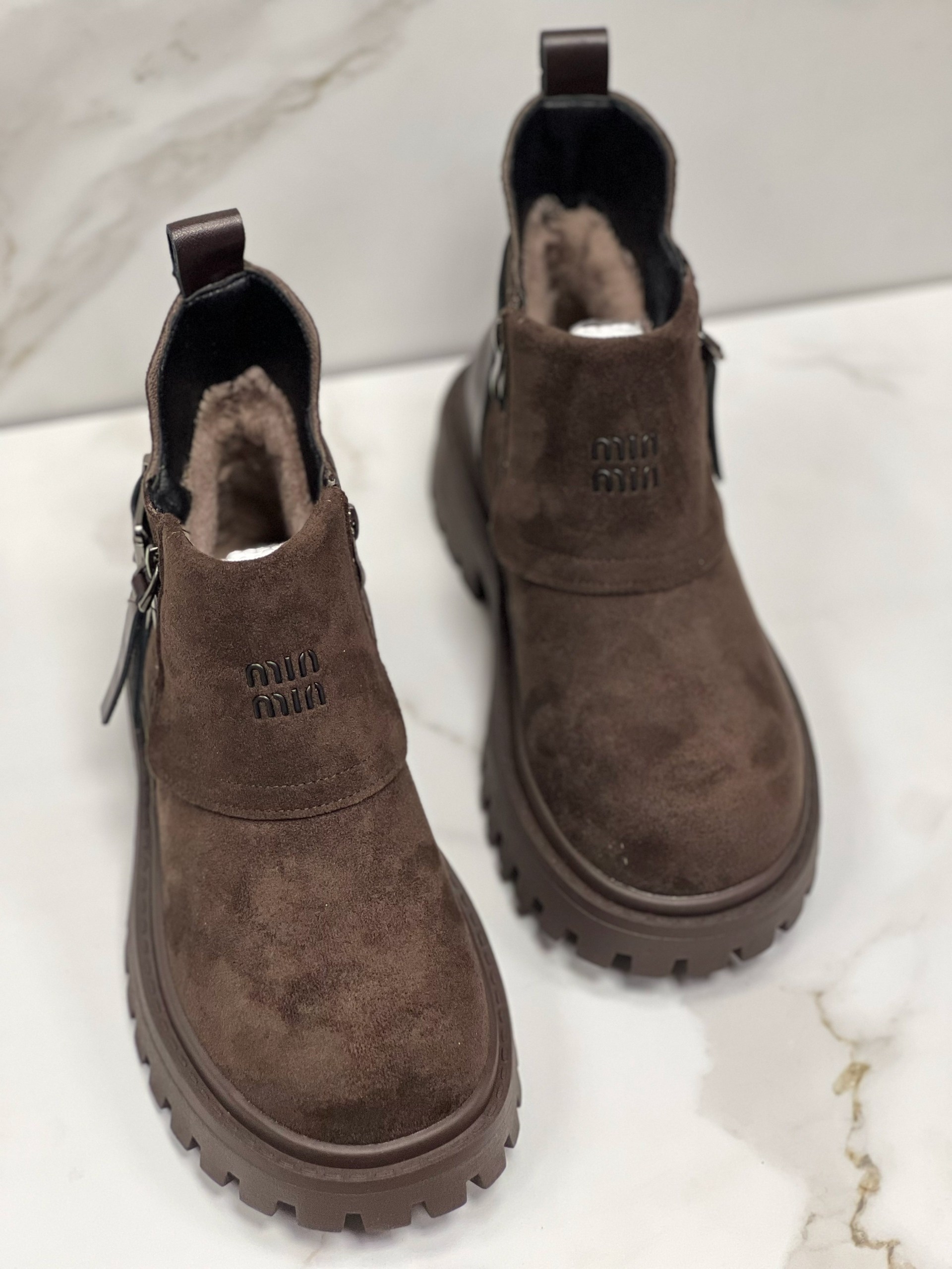 ,ботинки miu miu, женская,женские ботинки,обуви