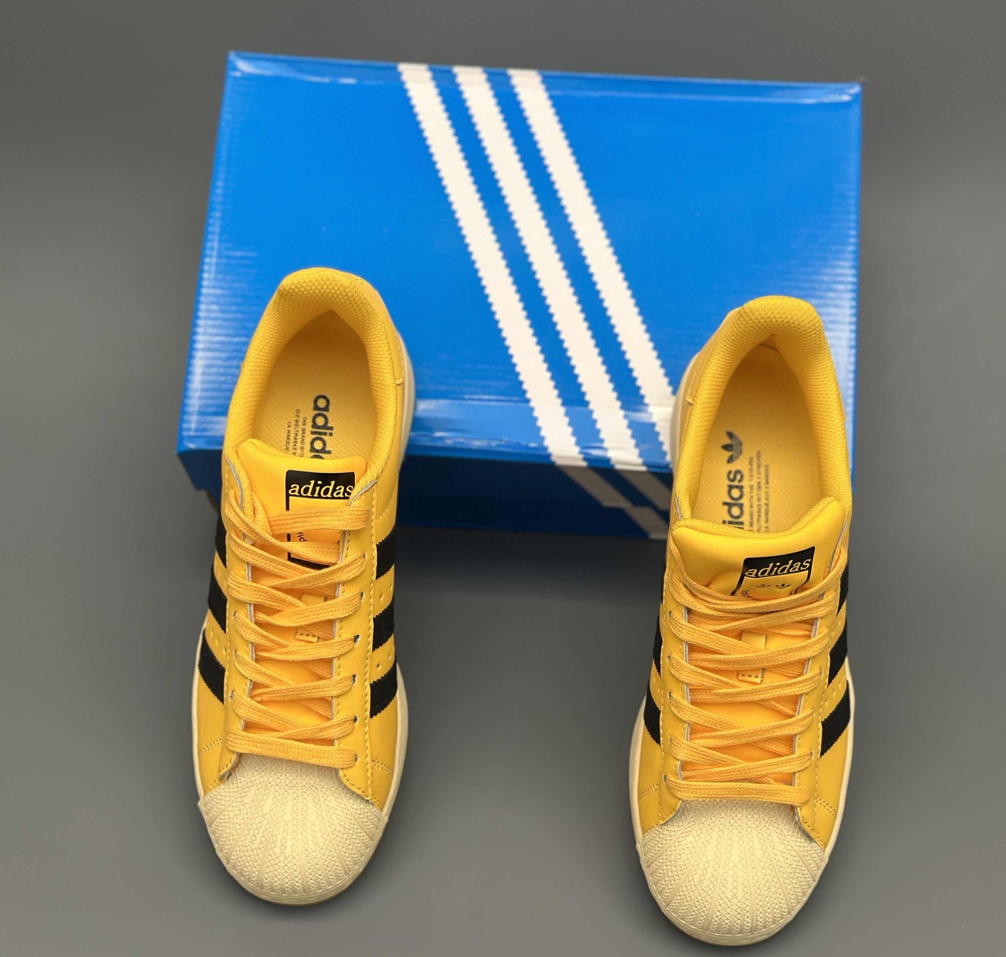 adidas originals superstar,adidas superstar yellow,адидас супер стар,adidas superstar yellow black,adidas originals superstar bold
