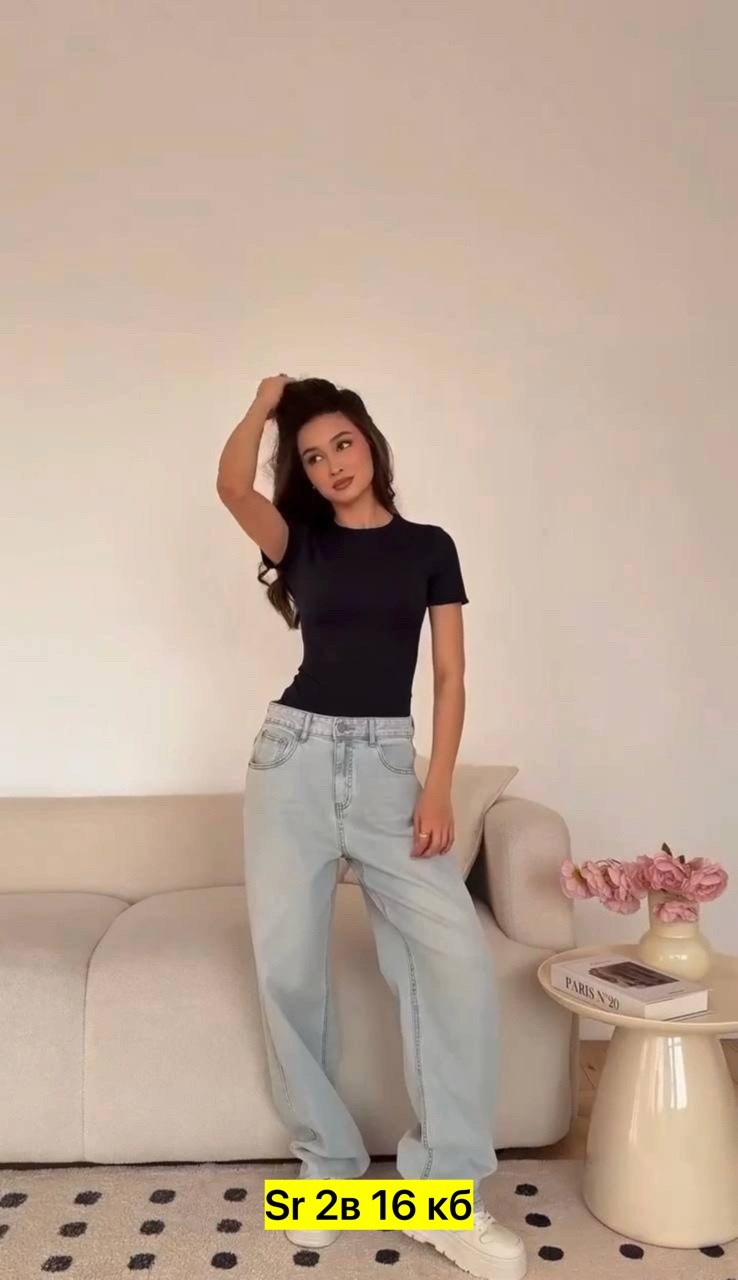 боди женская,джинсы женские,джинсы светлые,модные джинсы