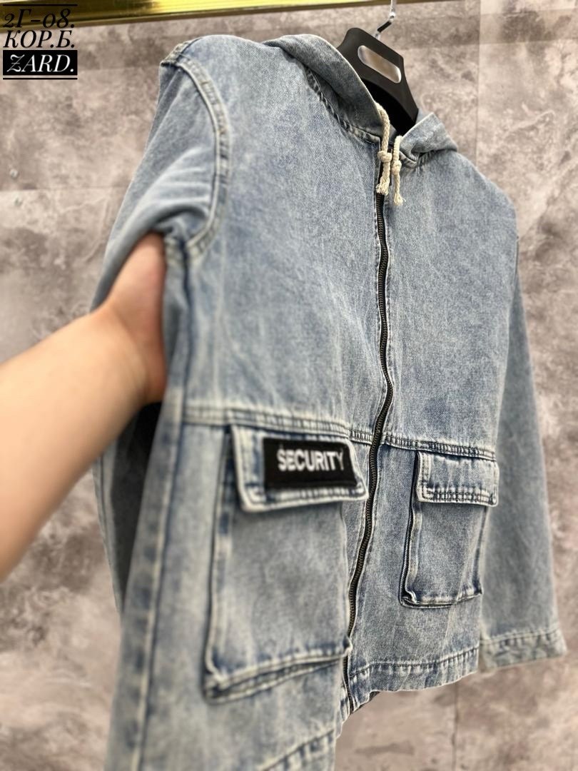 джинсовая куртка,джинсовая куртка с капюшоном,джинсовая женская куртка,женская джинсовая куртка с капюшоном,стильная джинсовая куртка