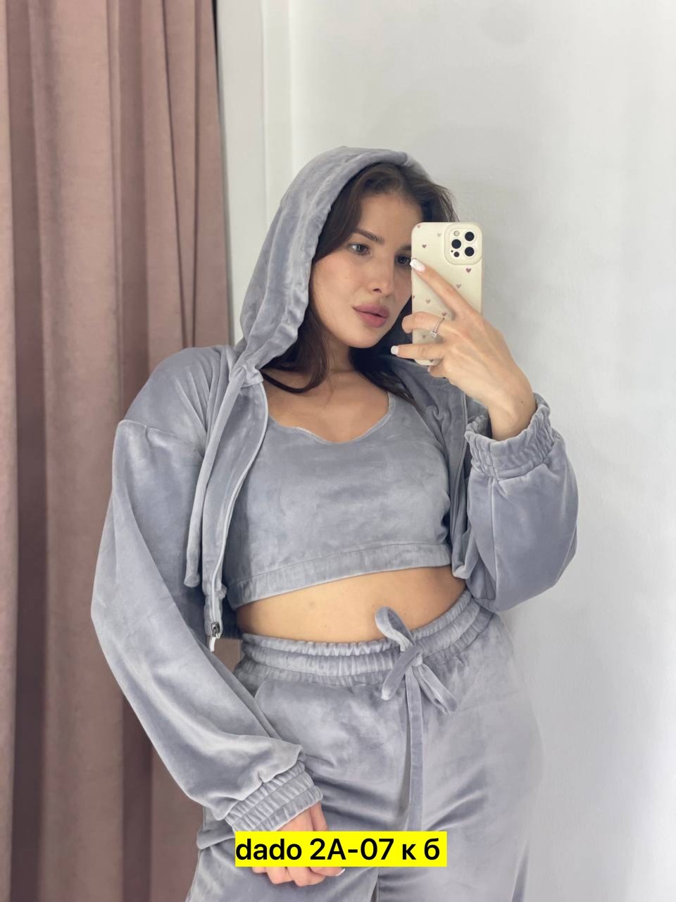 женские спортивные костюмы,спортивные костюмы,женские костюмы,костюмы тройки,велюровый спортивная костюм