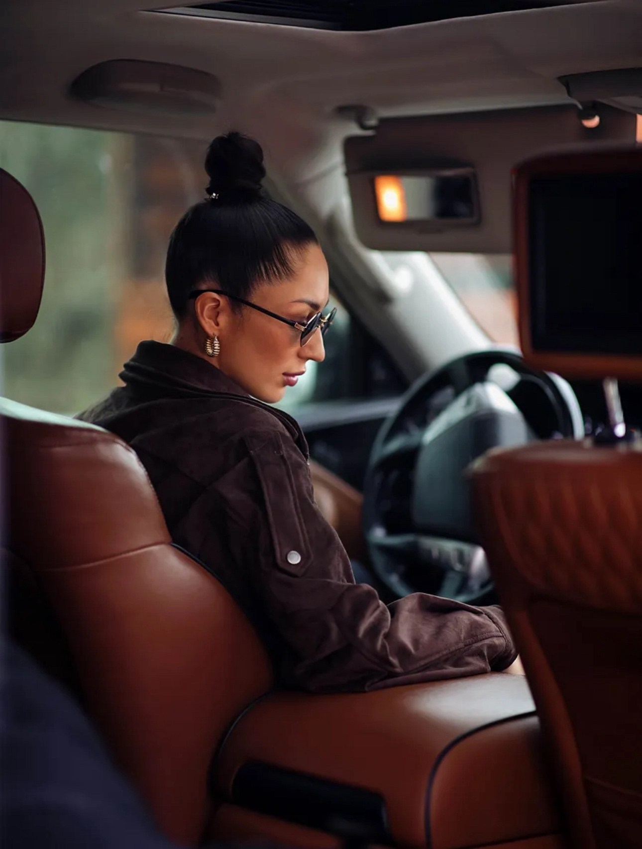 замшевая куртка,модная куртка,бомбер куртка,куртка женская,короткая куртки