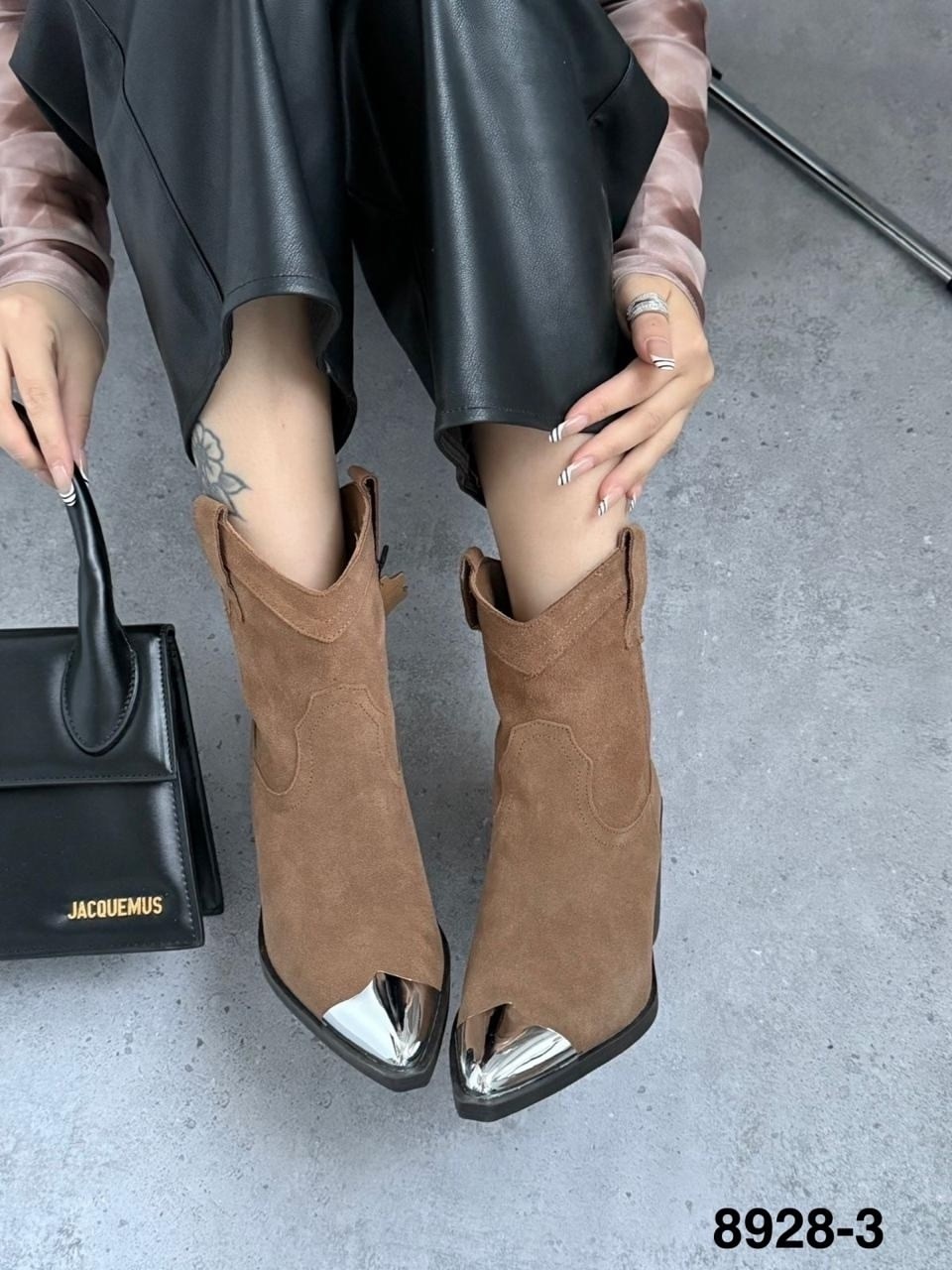 ,полусапоги,обуви,женские ботинки,женские ботильоны