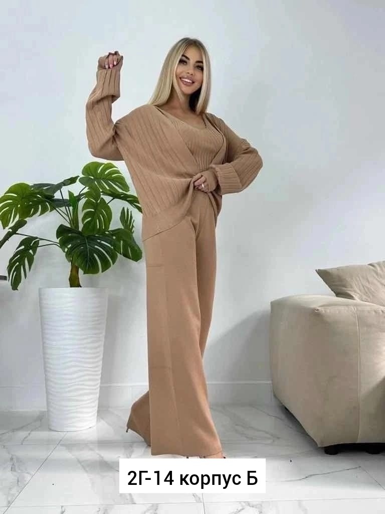 женский костюм вязаный,костюмы брючные,женские костюмы,женский брючный костюм,стильные костюмы